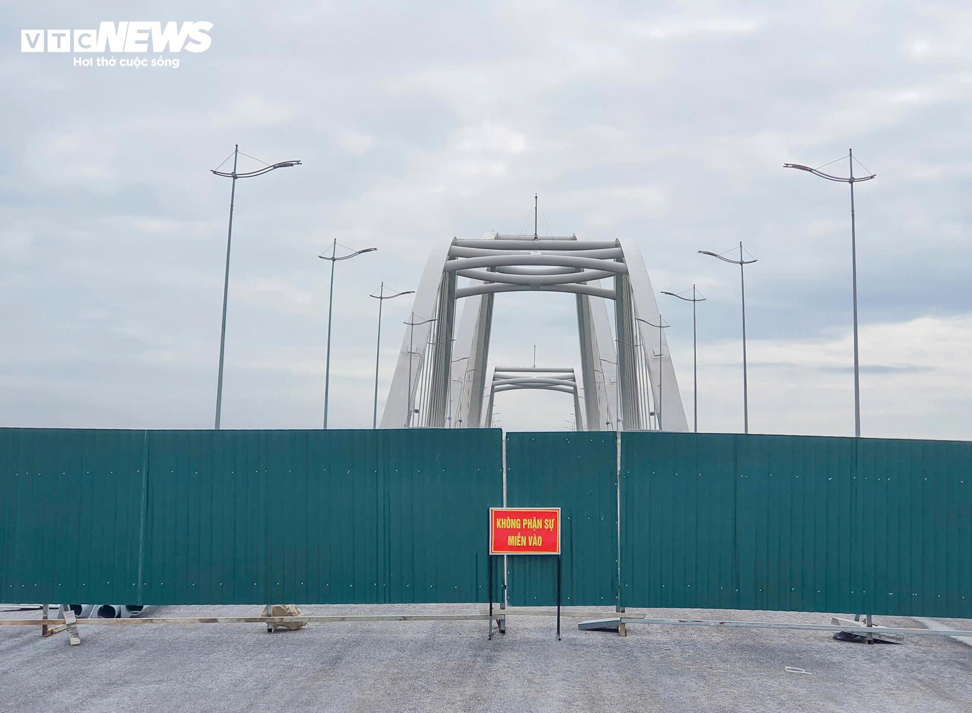 Vì sao cầu 1.300 tỷ ở Quảng Trị làm xong, nhưng đường dẫn vẫn tắc? - 7