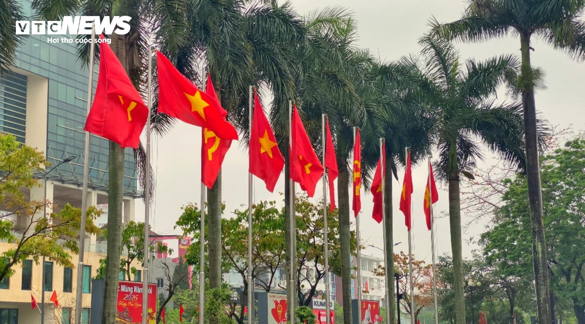  Huế rực rỡ cờ hoa, mừng ngày hội toàn dân đi bầu cử - 11