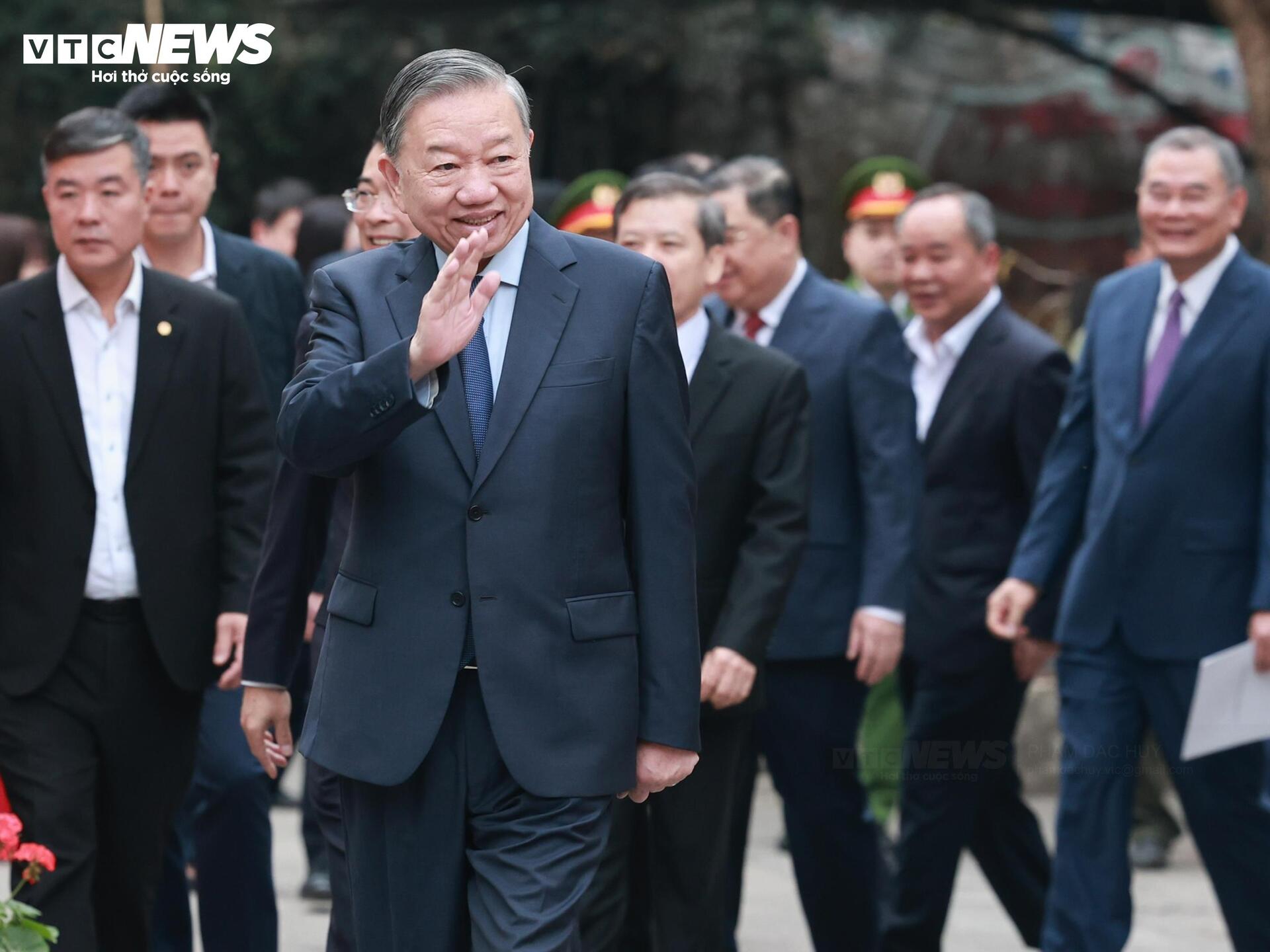 Lãnh đạo Đảng, Nhà nước, Nhân dân hòa cùng 'Ngày hội non sông' - 2