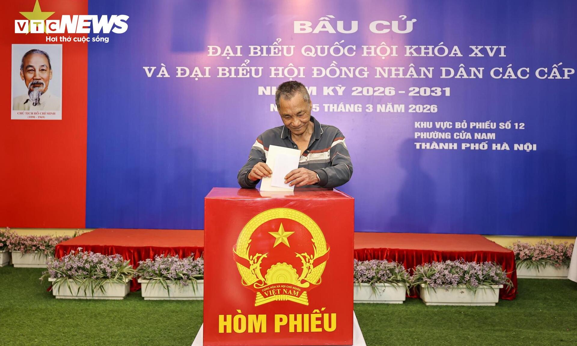 Lá phiếu gửi gắm niềm tin và khát vọng phát triển của đất nước - 4