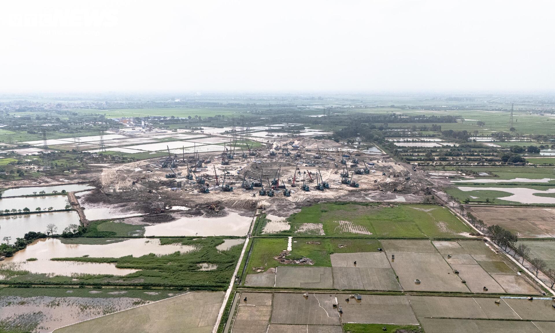 Hình hài sân vận động Trống Đồng lớn nhất thế giới ở ngoại thành Hà Nội - 15