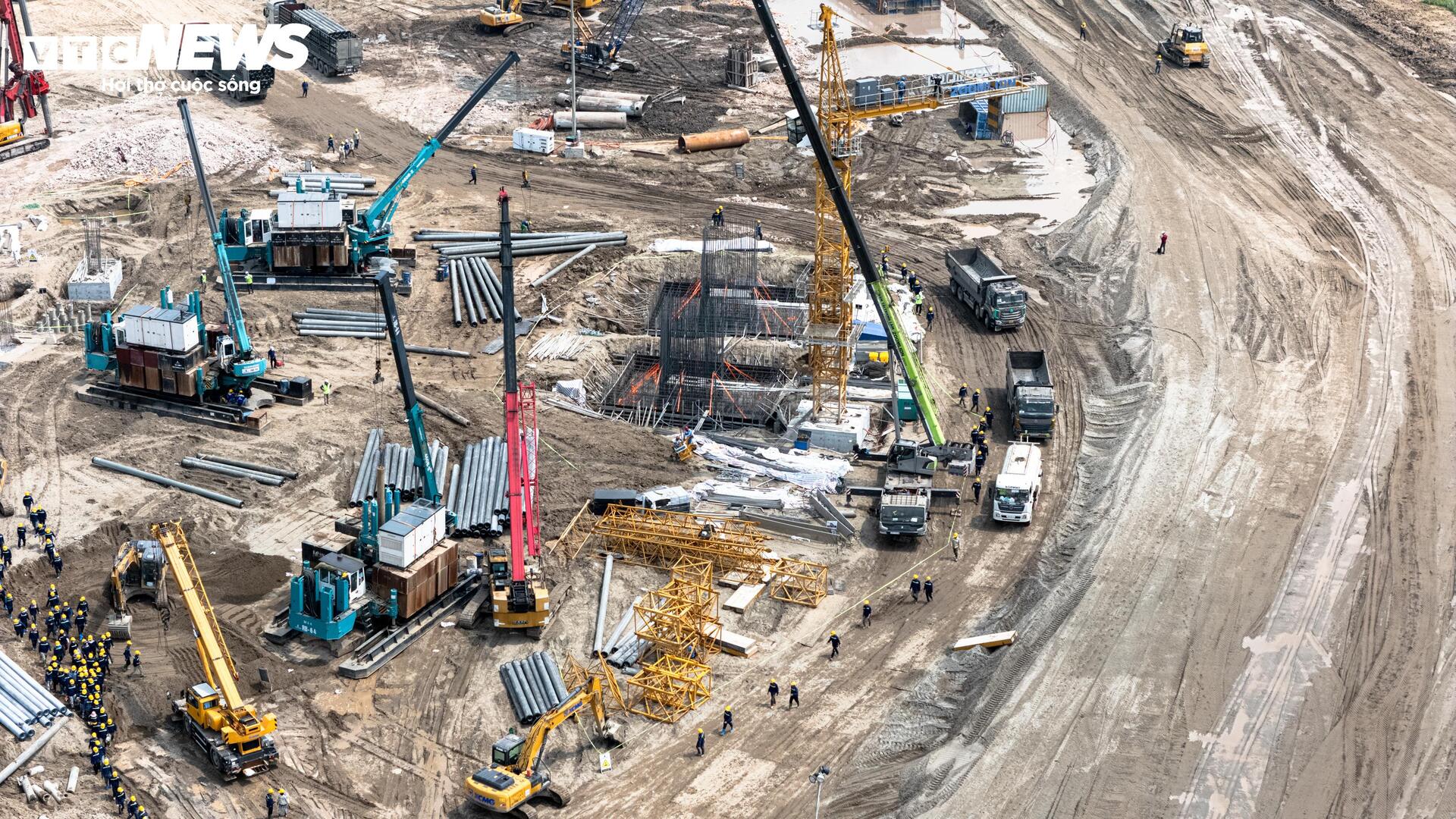 Hình hài sân vận động Trống Đồng lớn nhất thế giới ở ngoại thành Hà Nội - 14