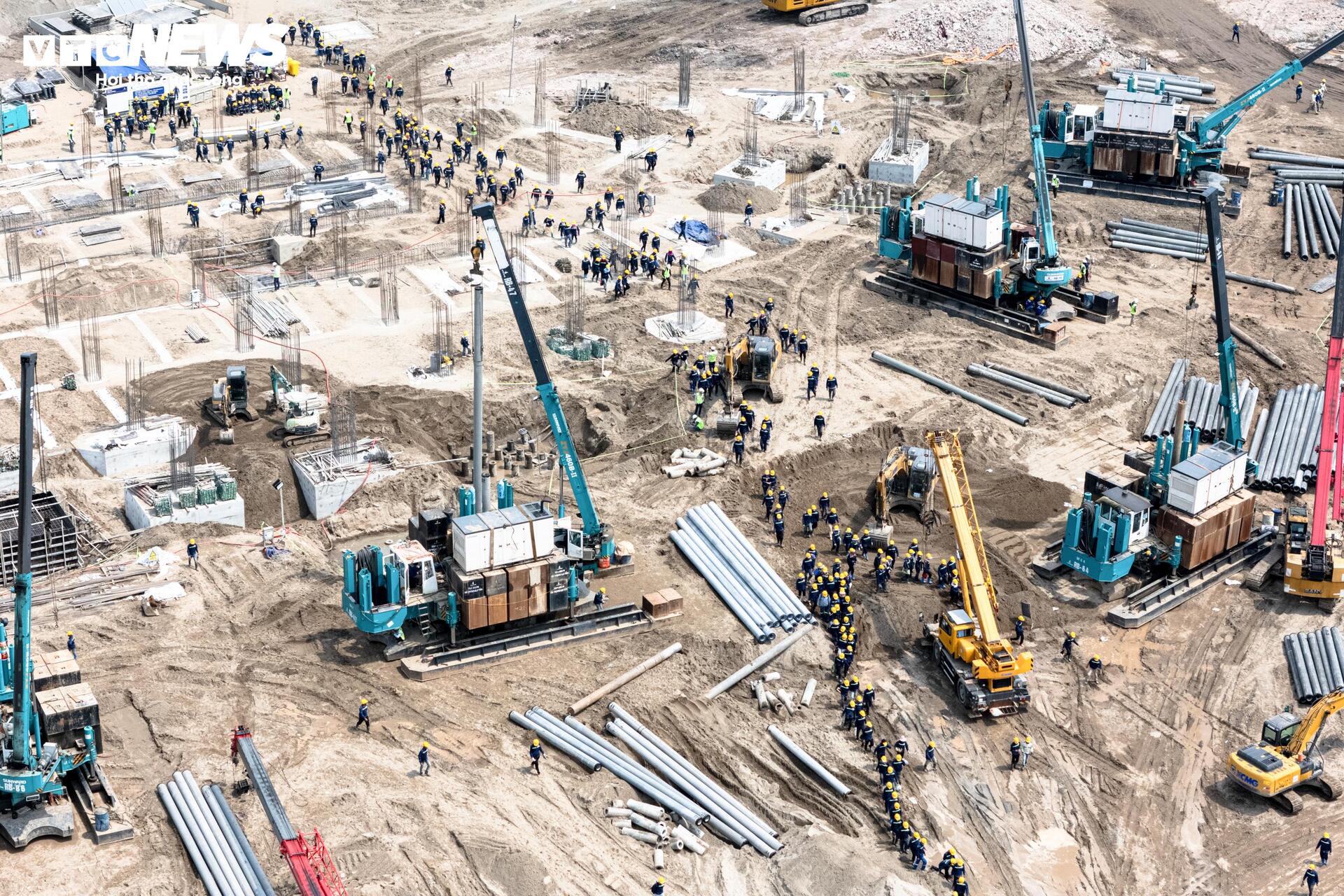 Hình hài sân vận động Trống Đồng lớn nhất thế giới ở ngoại thành Hà Nội - 10