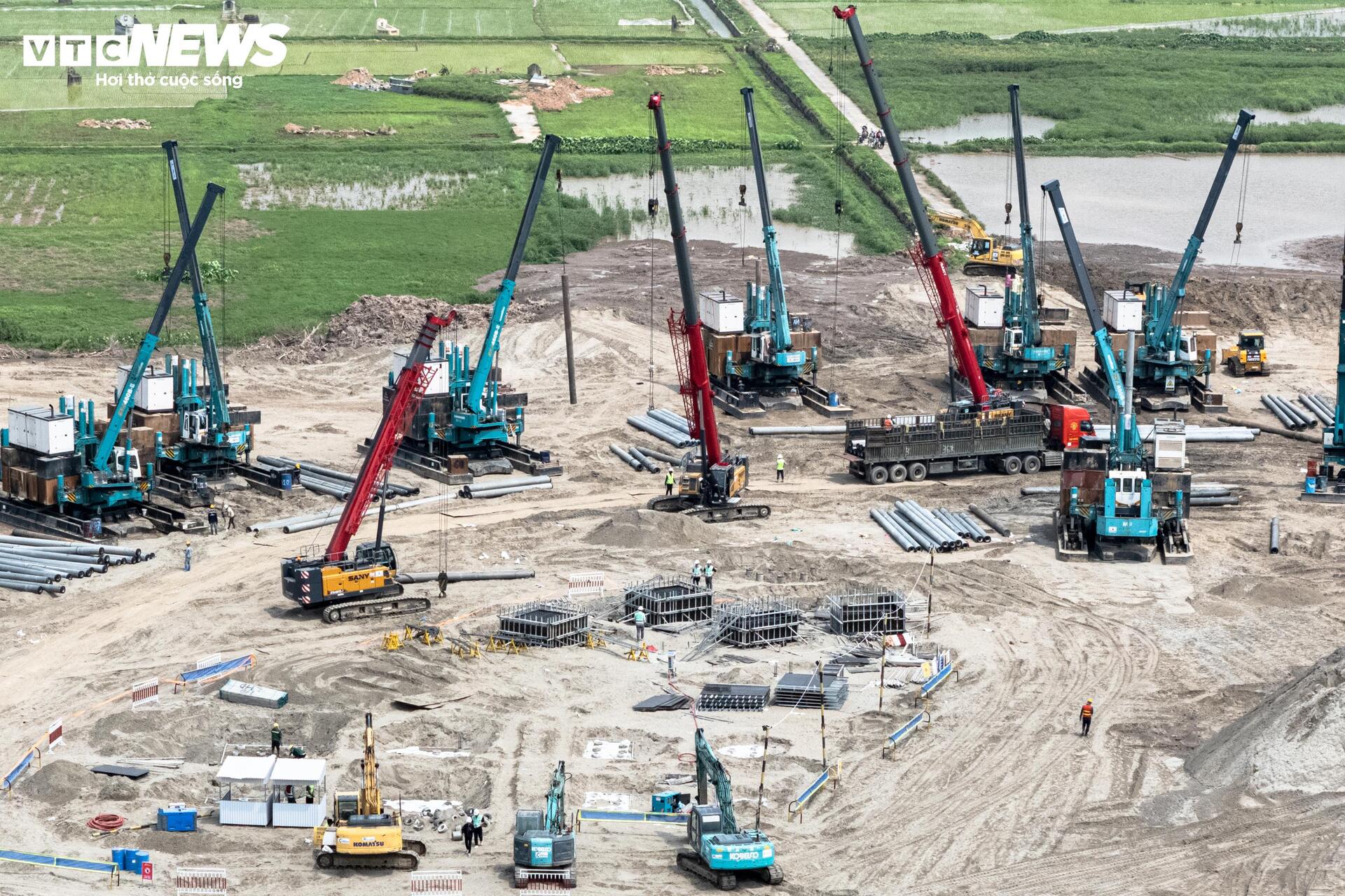 Hình hài sân vận động Trống Đồng lớn nhất thế giới ở ngoại thành Hà Nội - 12