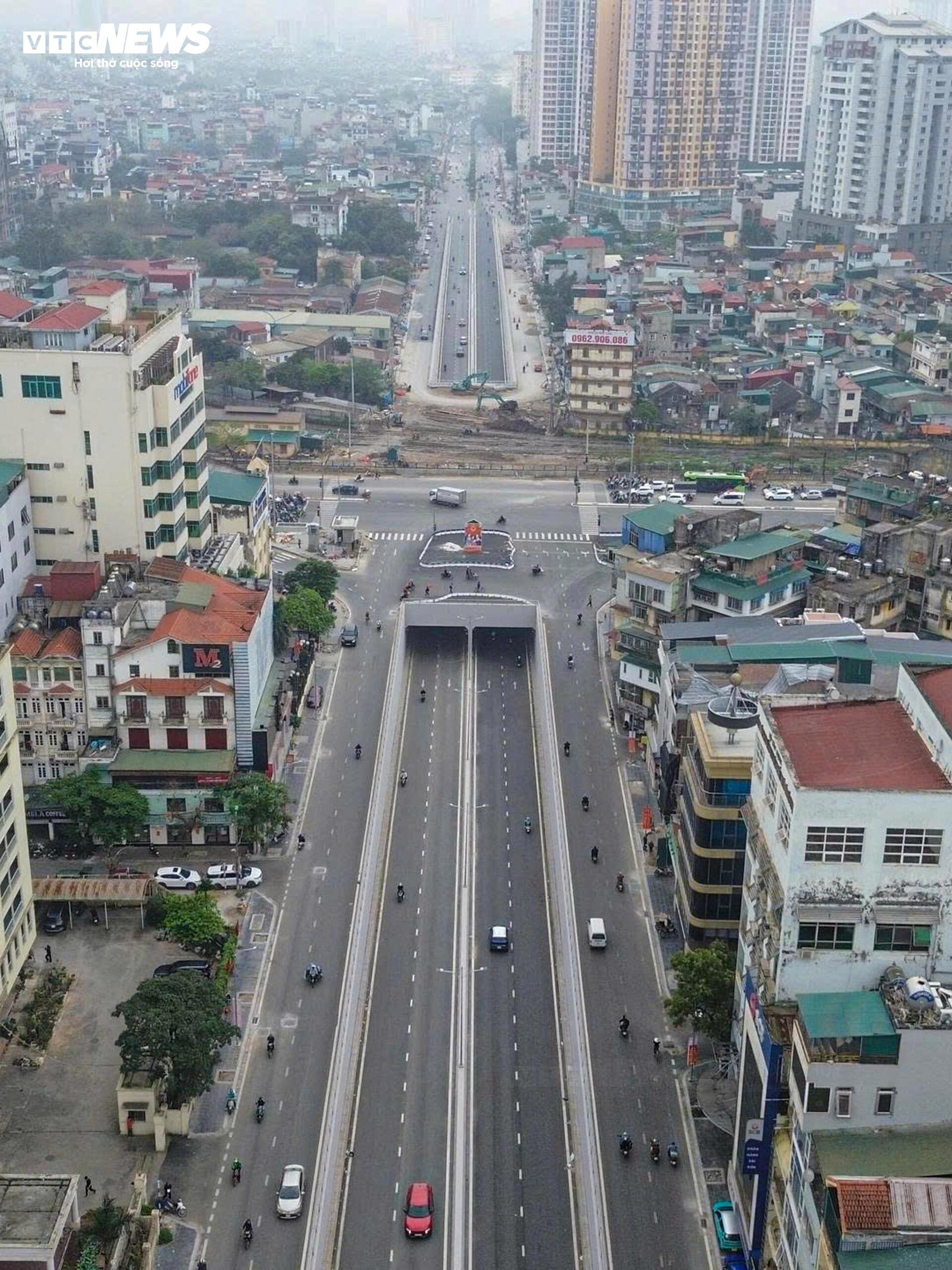 Hiện trạng 2 khu vực sắp xây thêm cầu vượt để giảm ùn tắc tại Hà Nội - 12