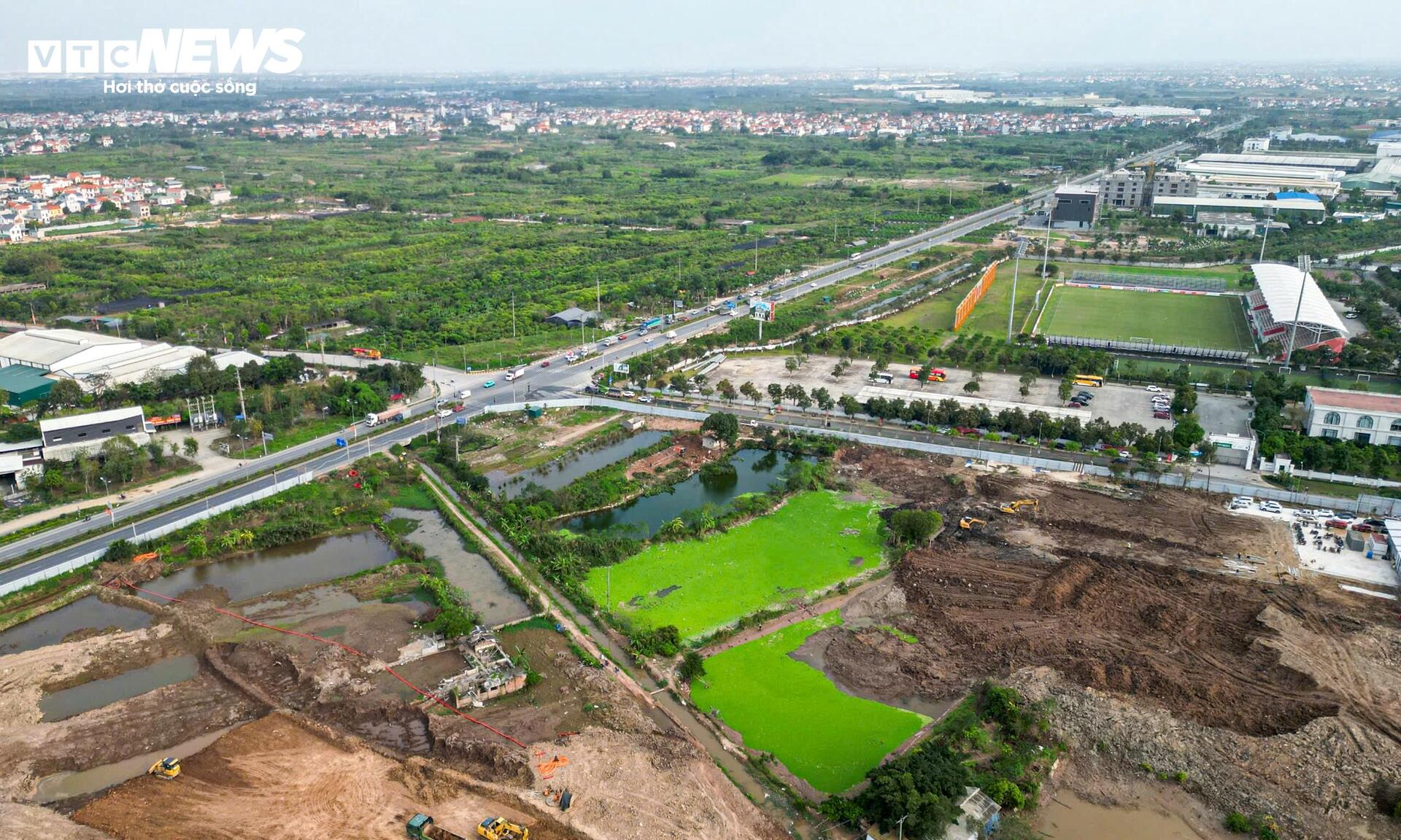 Toàn cảnh công trường sân vận động 60.000 chỗ tại Hưng Yên - 13