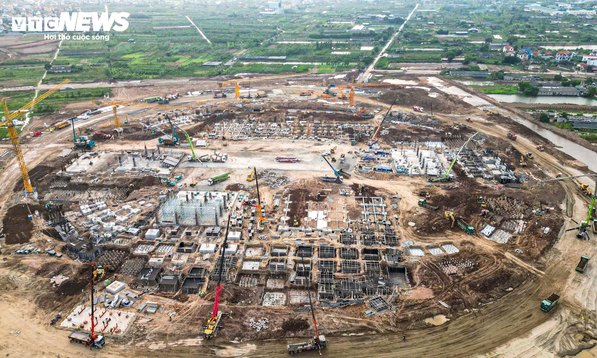 Toàn cảnh công trường sân vận động 60.000 chỗ tại Hưng Yên - 4
