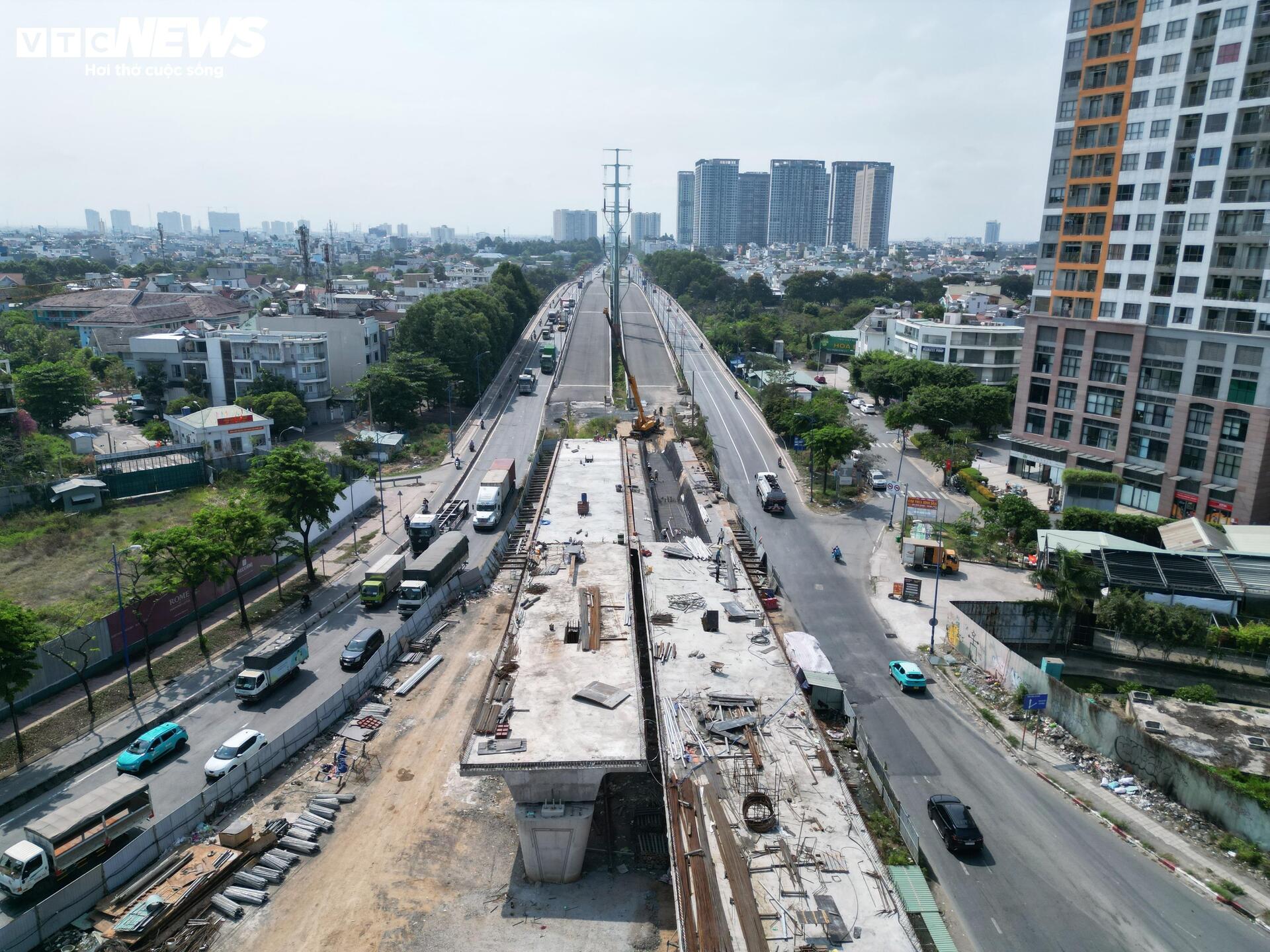 Cận cảnh dự án nút giao hiện đại bậc nhất TP.HCM sau nhiều lần chậm tiến độ - 6