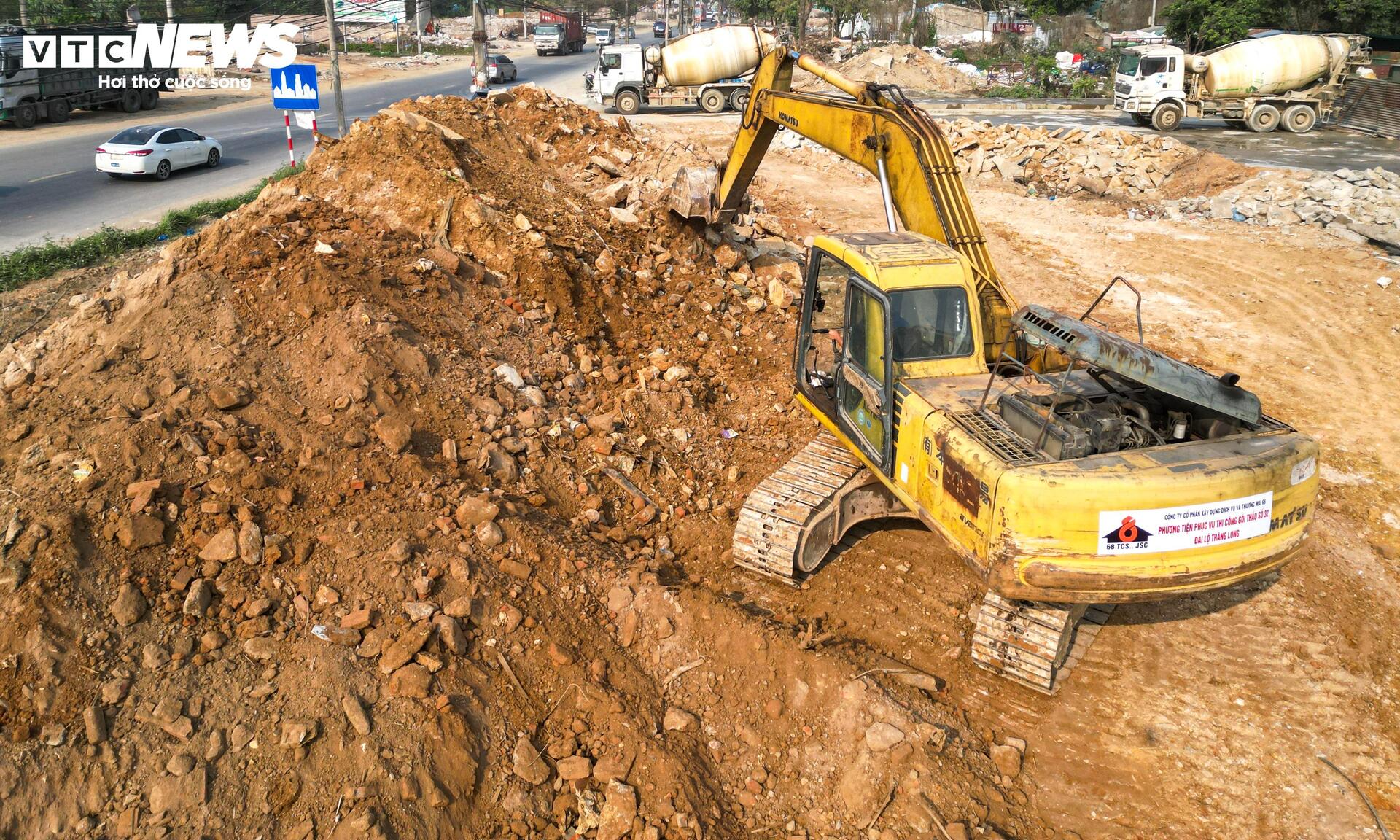 Mục sở thị công trường cao tốc 5.200 tỷ đồng nối đại lộ dài nhất Việt Nam - 10