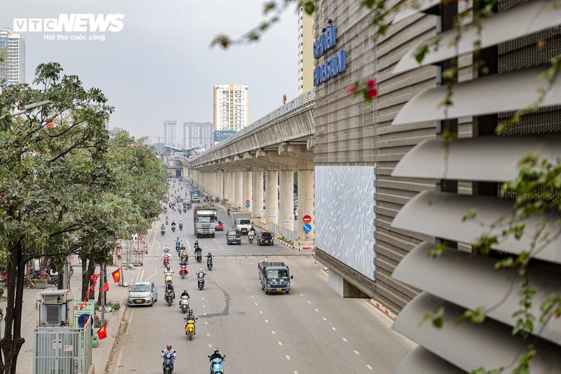 Lô cốt metro Nhổn-ga Hà Nội án ngữ gần chục năm, phố trung tâm thành 'phố chết' - 27