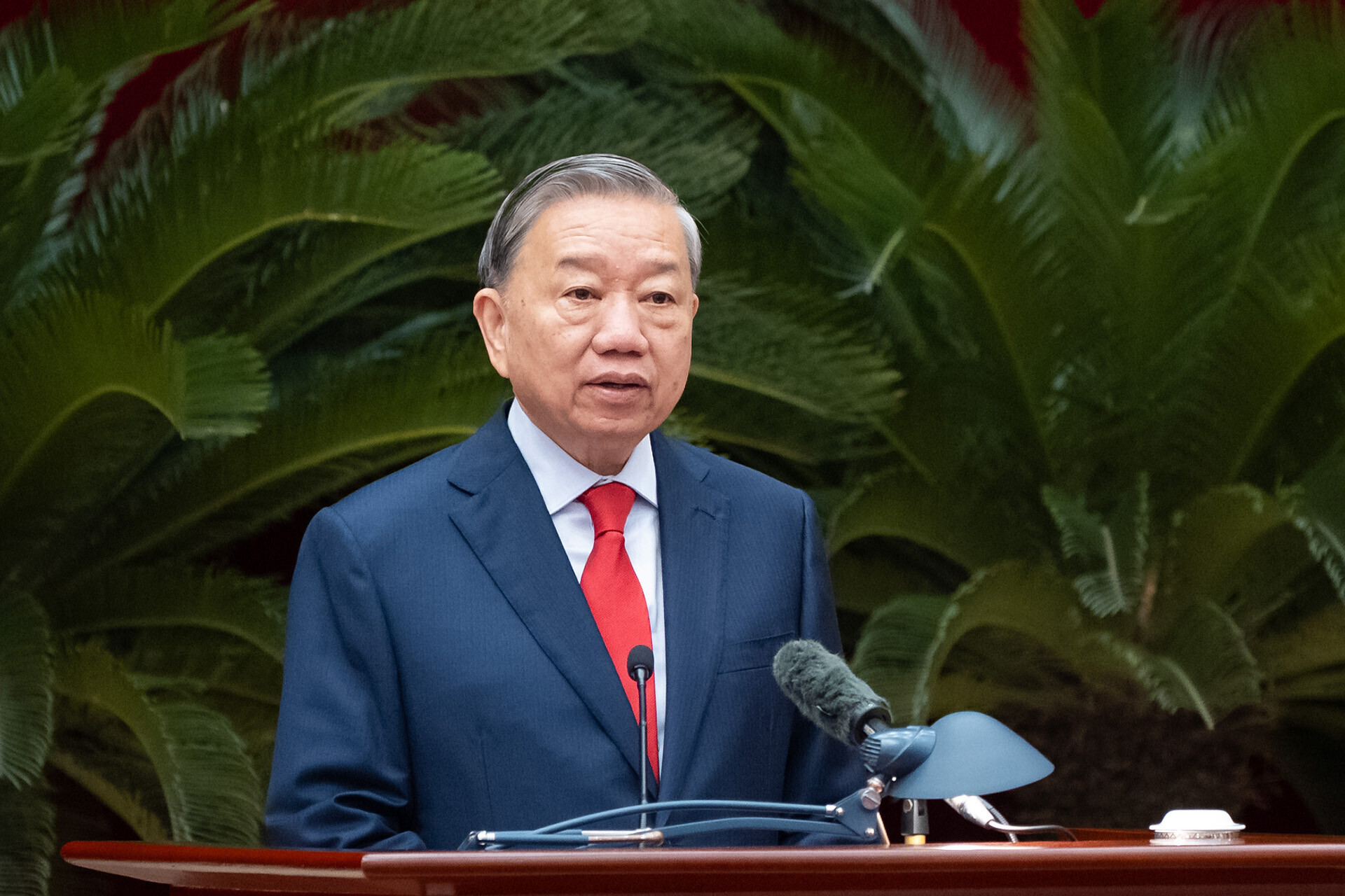 Toàn cảnh phiên khai mạc Hội nghị lần thứ 2 Ban Chấp hành Trung ương khóa XIV - 9