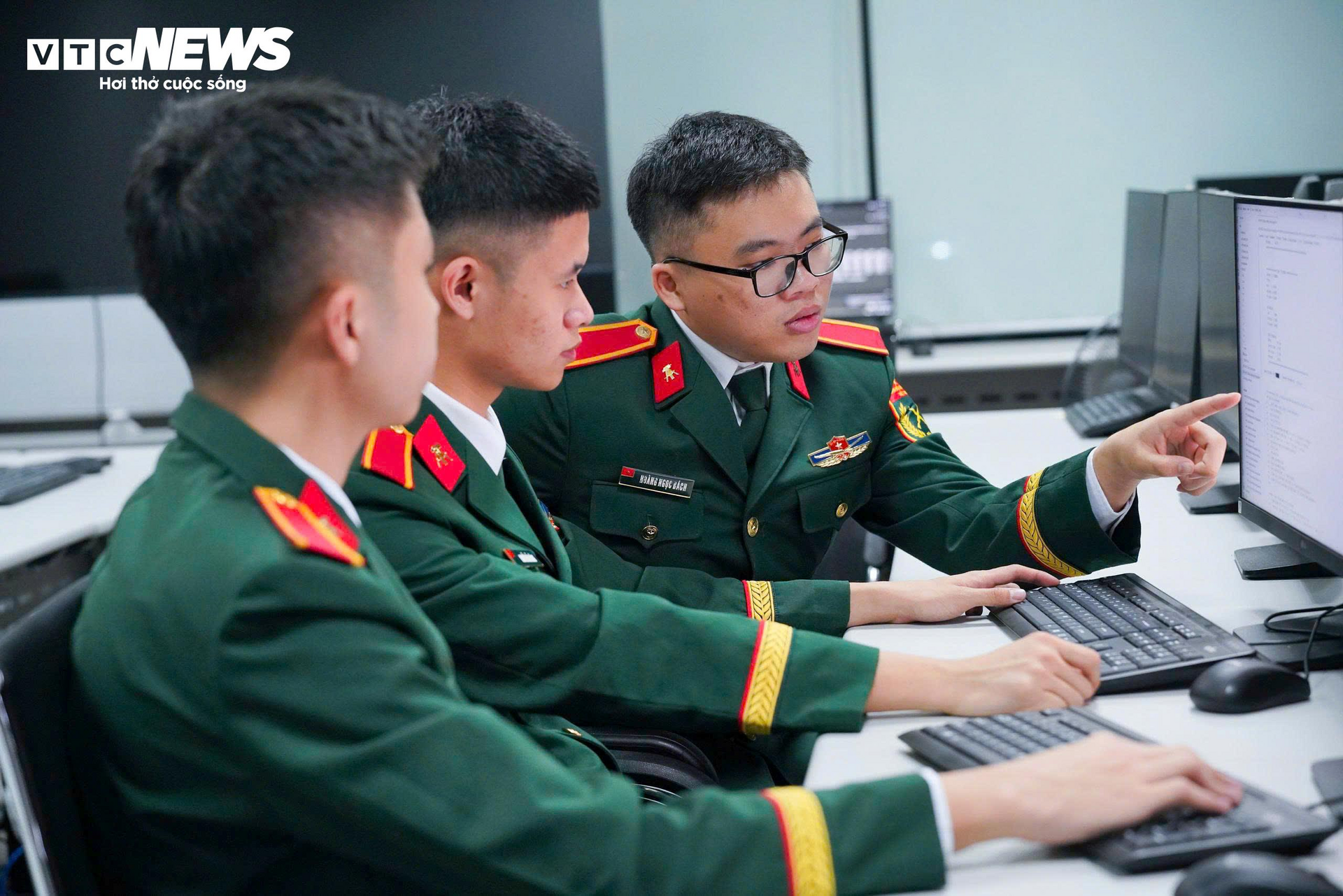 Thanh niên với tương lai đất nước - 2