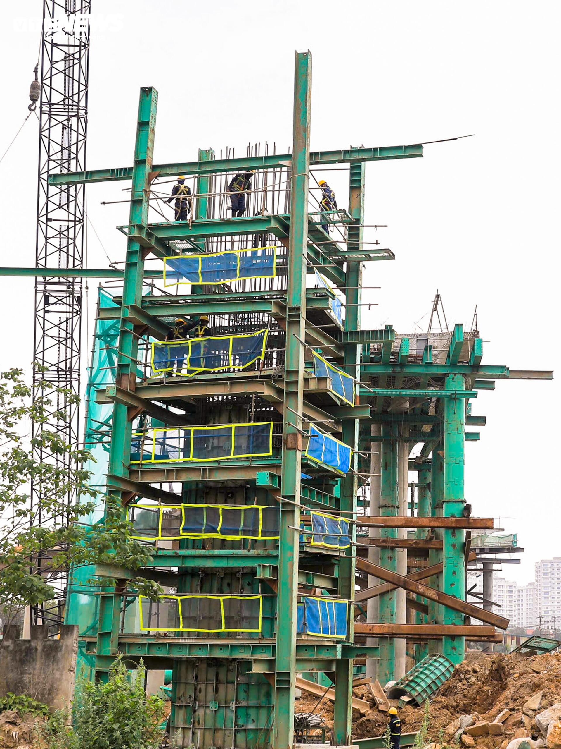 Diện mạo nút giao hiện đại bậc nhất phía Tây Hà Nội sau gần 1 năm thi công - 9