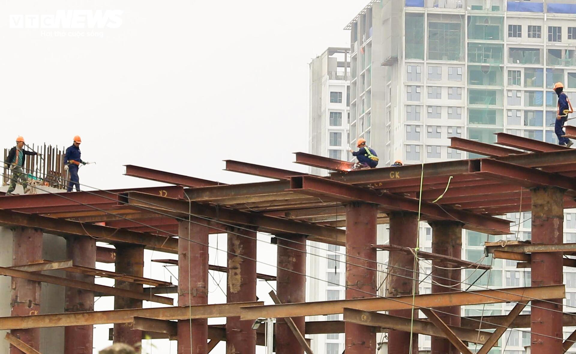 Diện mạo nút giao hiện đại bậc nhất phía Tây Hà Nội sau gần 1 năm thi công - 10