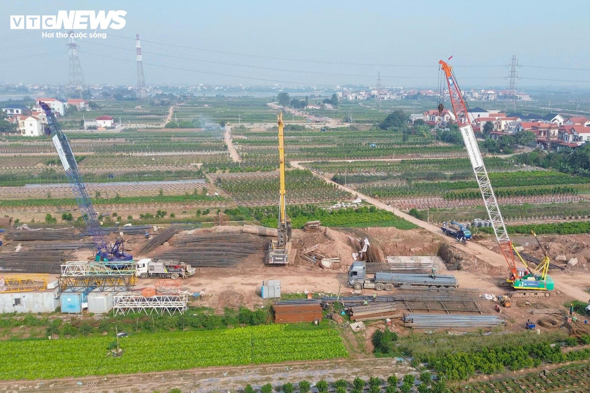 Cầu 4.900 tỷ vượt sông Hồng nối Hà Nội - Hưng Yên đang được thi công ra sao? - 10