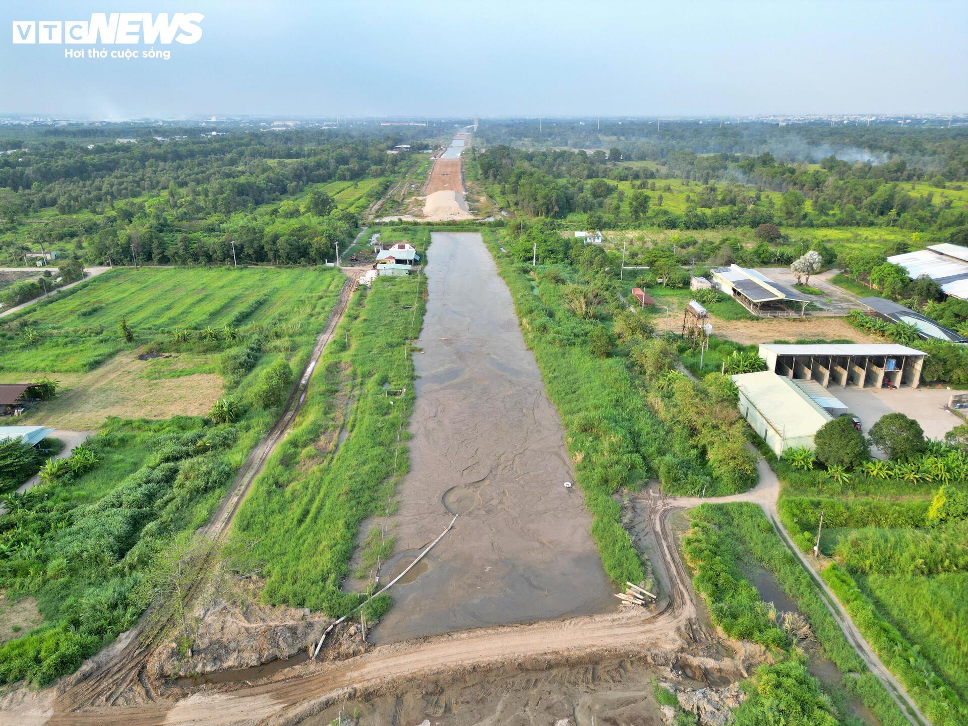Vành đai 3 TP.HCM đoạn qua khu vực Bình Chánh hiện ra sao? - 10