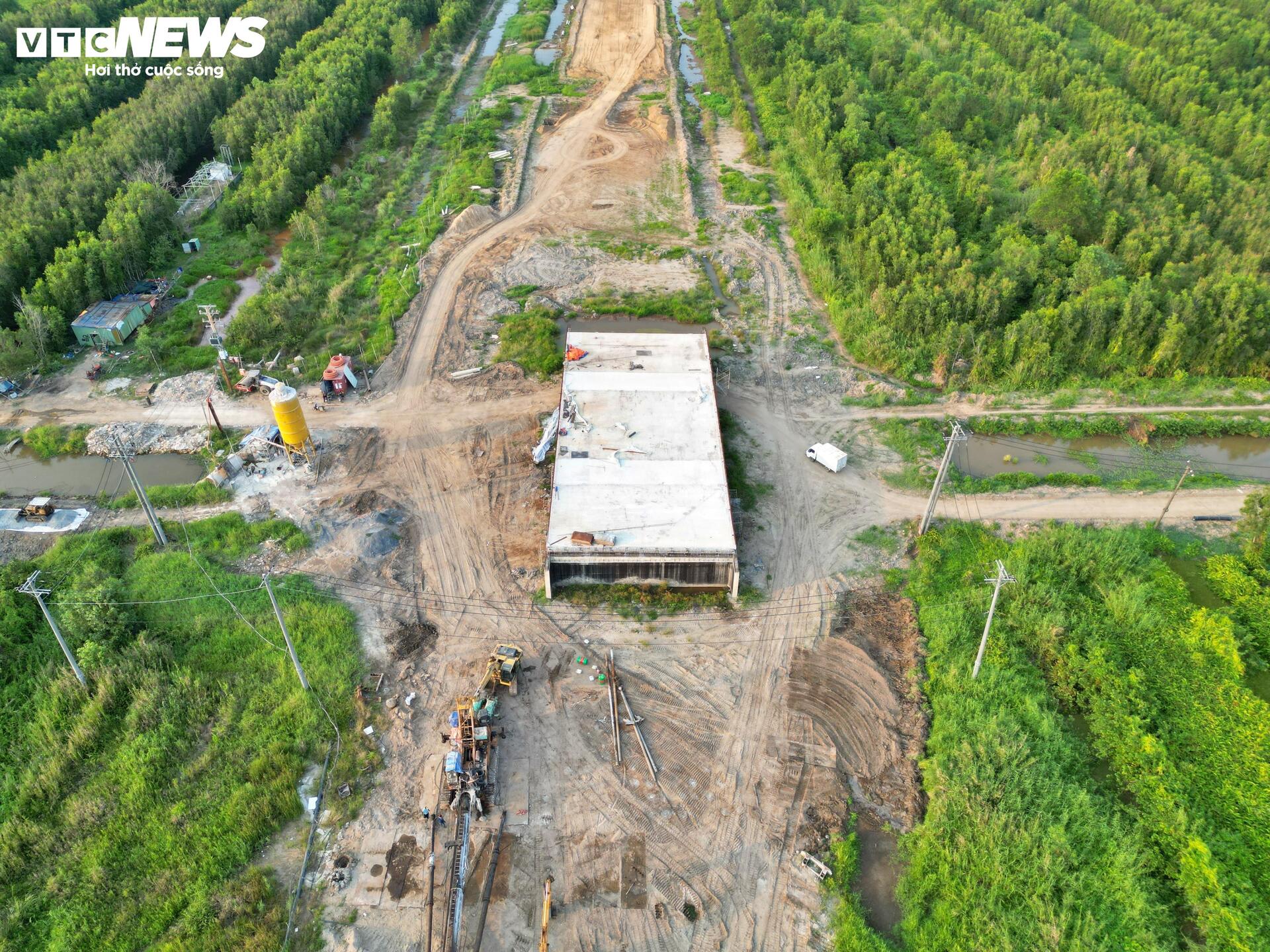 Vành đai 3 TP.HCM đoạn qua khu vực Bình Chánh hiện ra sao? - 3