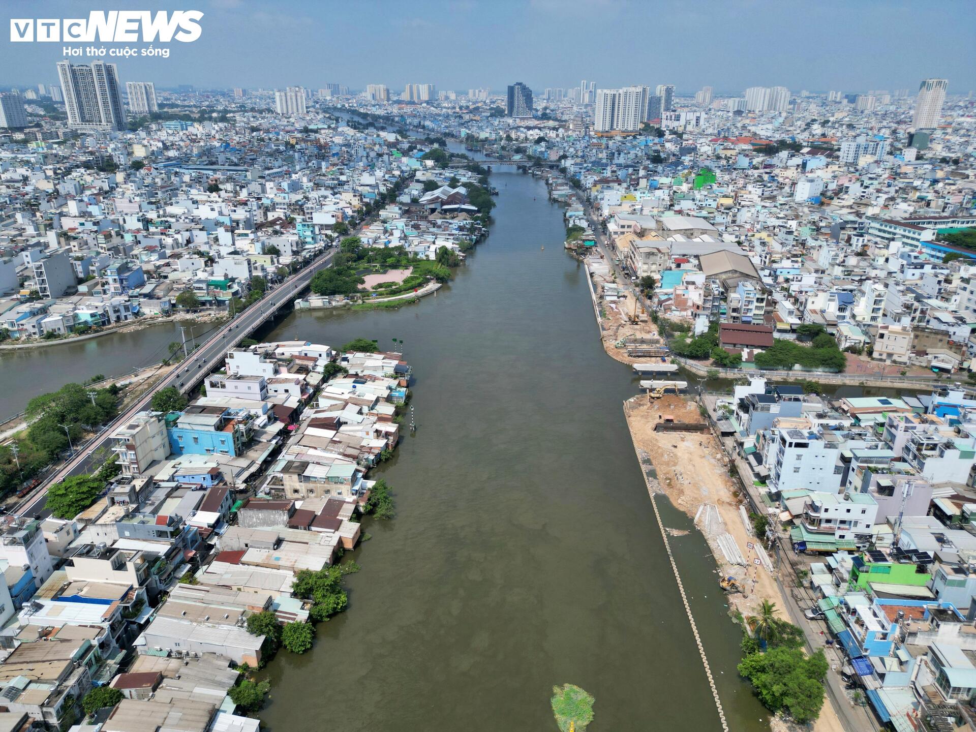 Cận cảnh dự án cải tạo kênh 7.300 tỷ đồng ở TP.HCM - 13