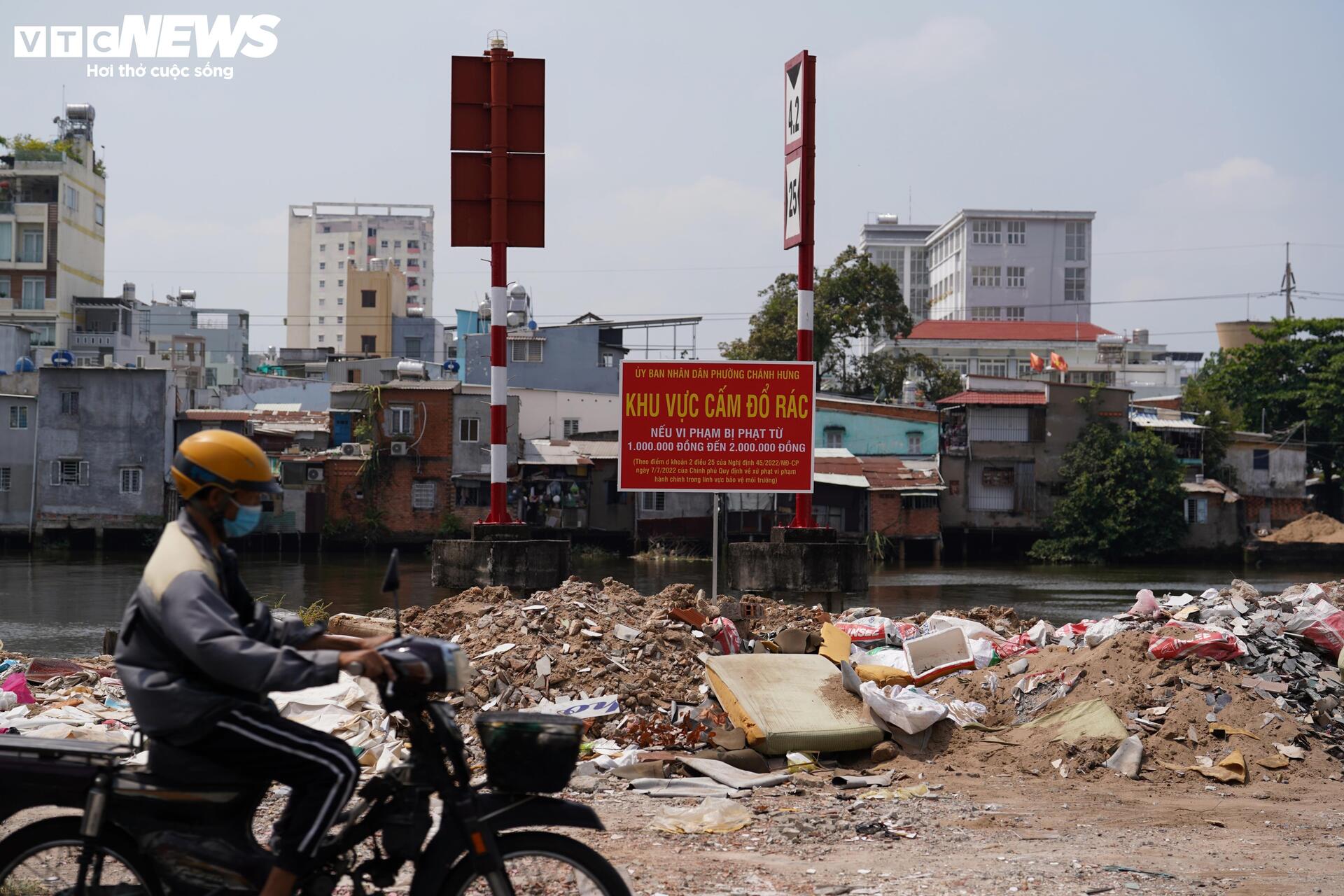 Cận cảnh dự án cải tạo kênh 7.300 tỷ đồng ở TP.HCM - 9