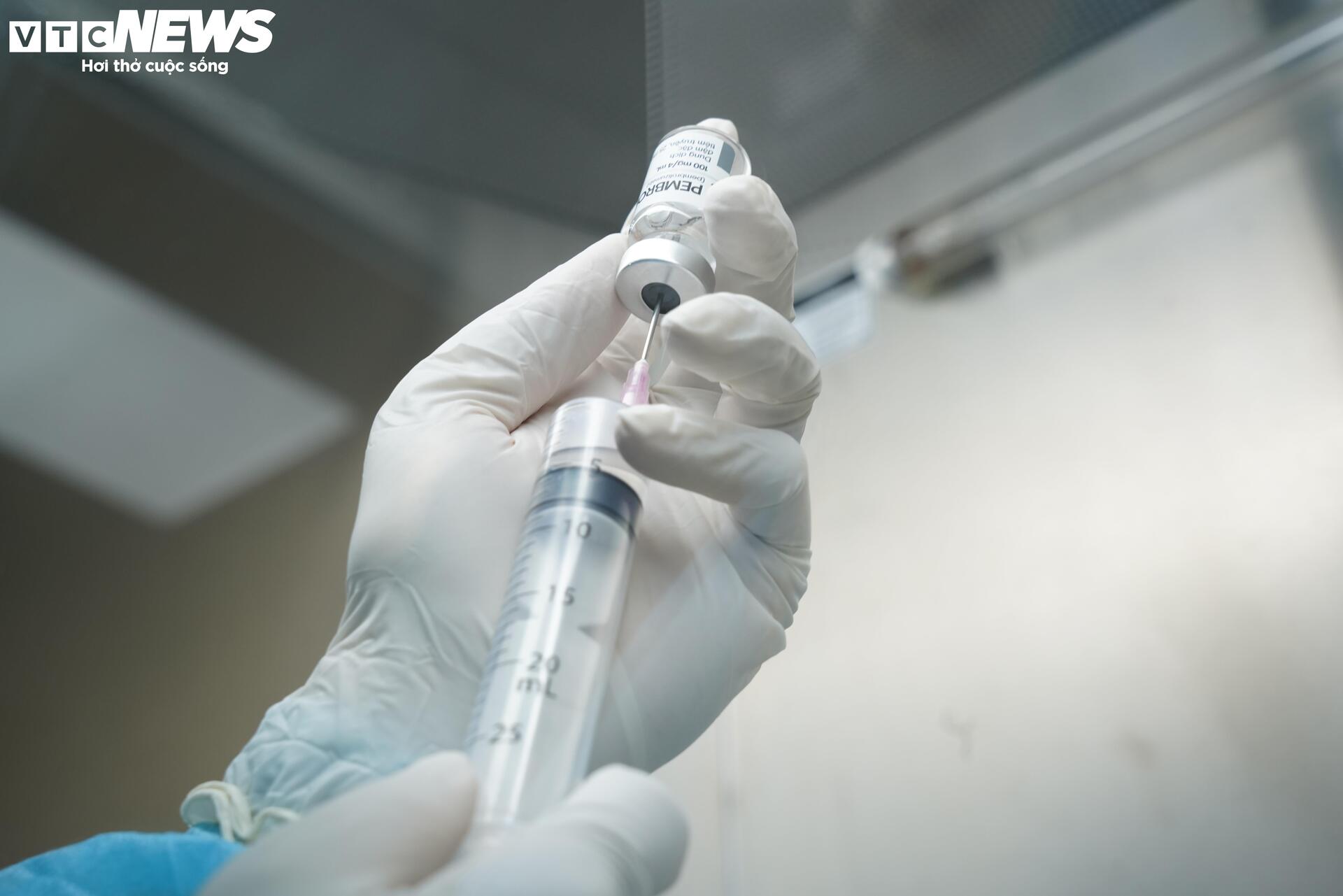 Cận cảnh hành trình đưa thuốc ung thư Nga từ phòng lạnh tới cơ thể bệnh nhân - 8