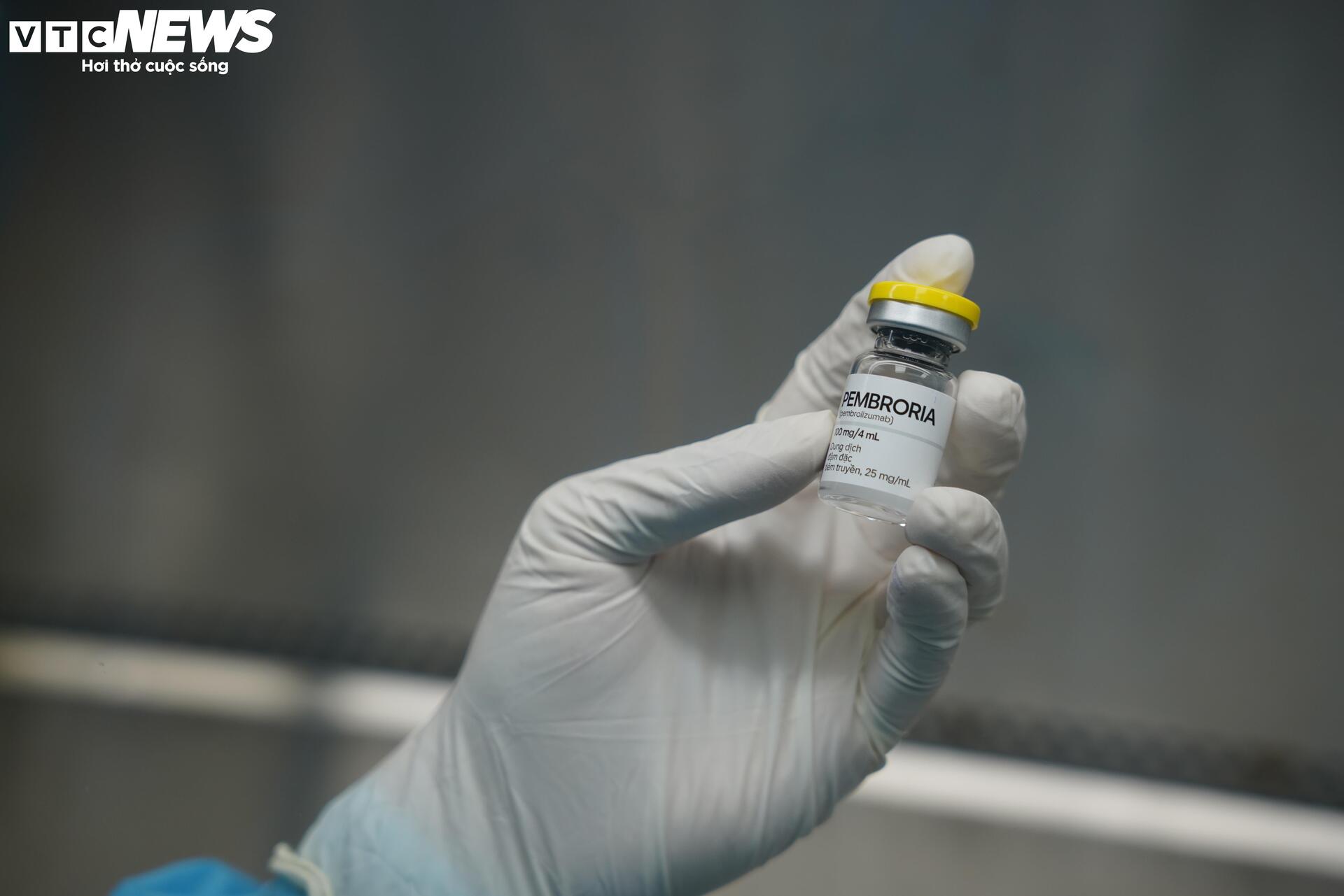 Cận cảnh hành trình đưa thuốc ung thư Nga từ phòng lạnh tới cơ thể bệnh nhân - 12