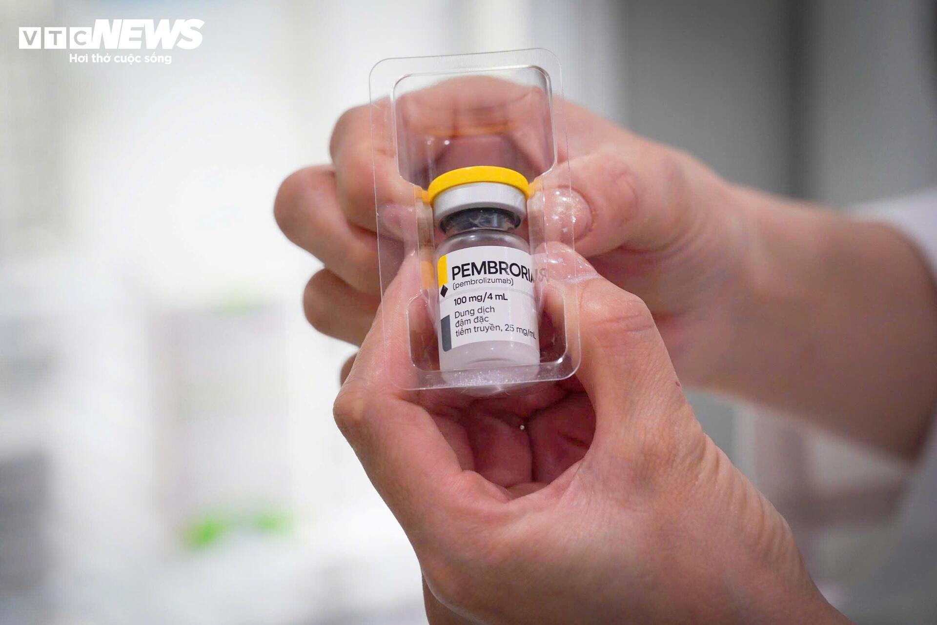 Cận cảnh hành trình đưa thuốc ung thư Nga từ phòng lạnh tới cơ thể bệnh nhân - 2