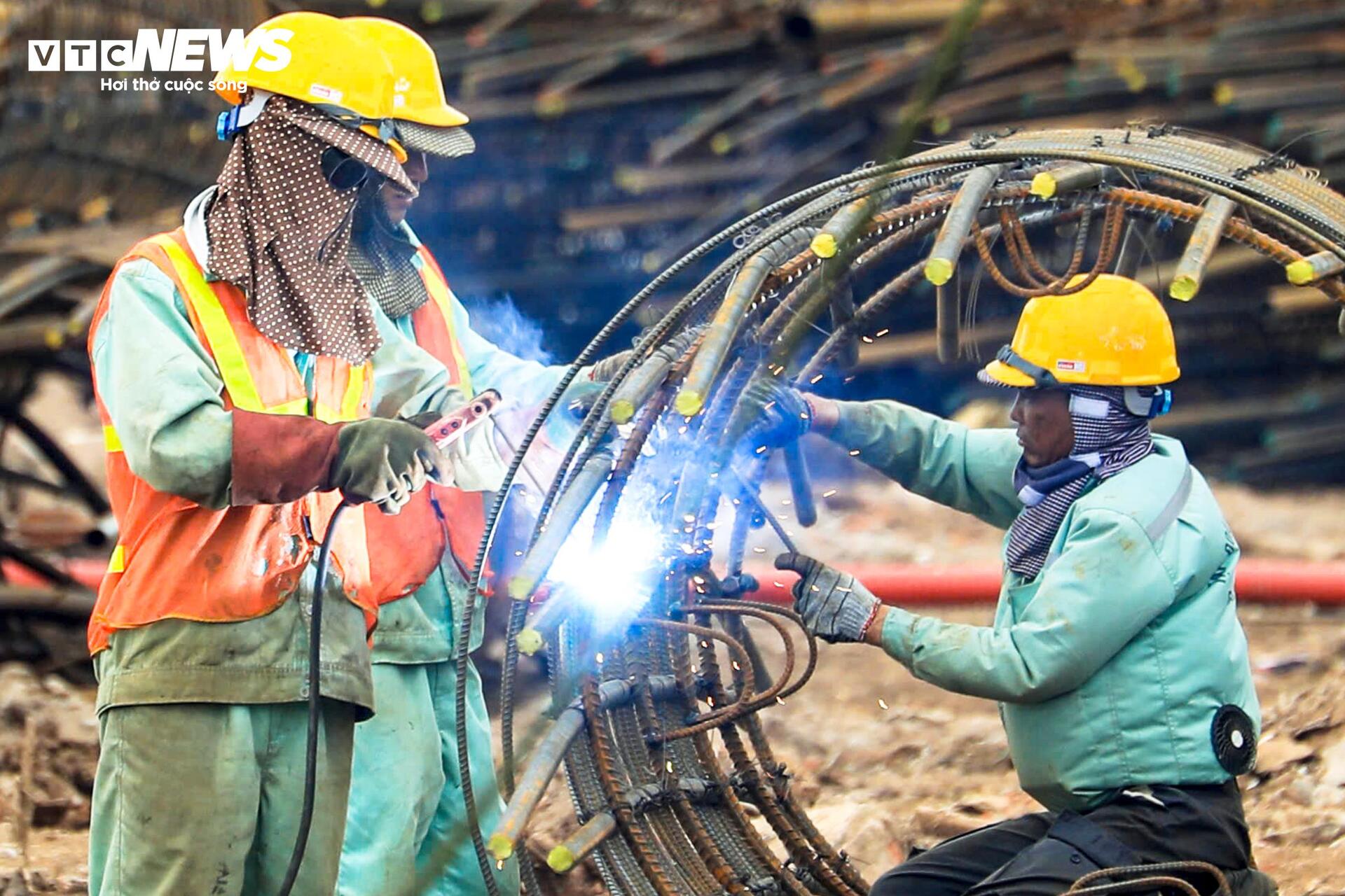 Bên trong đại công trường cầu Trần Hưng Đạo gần 16 nghìn tỷ đồng ở Hà Nội - 8