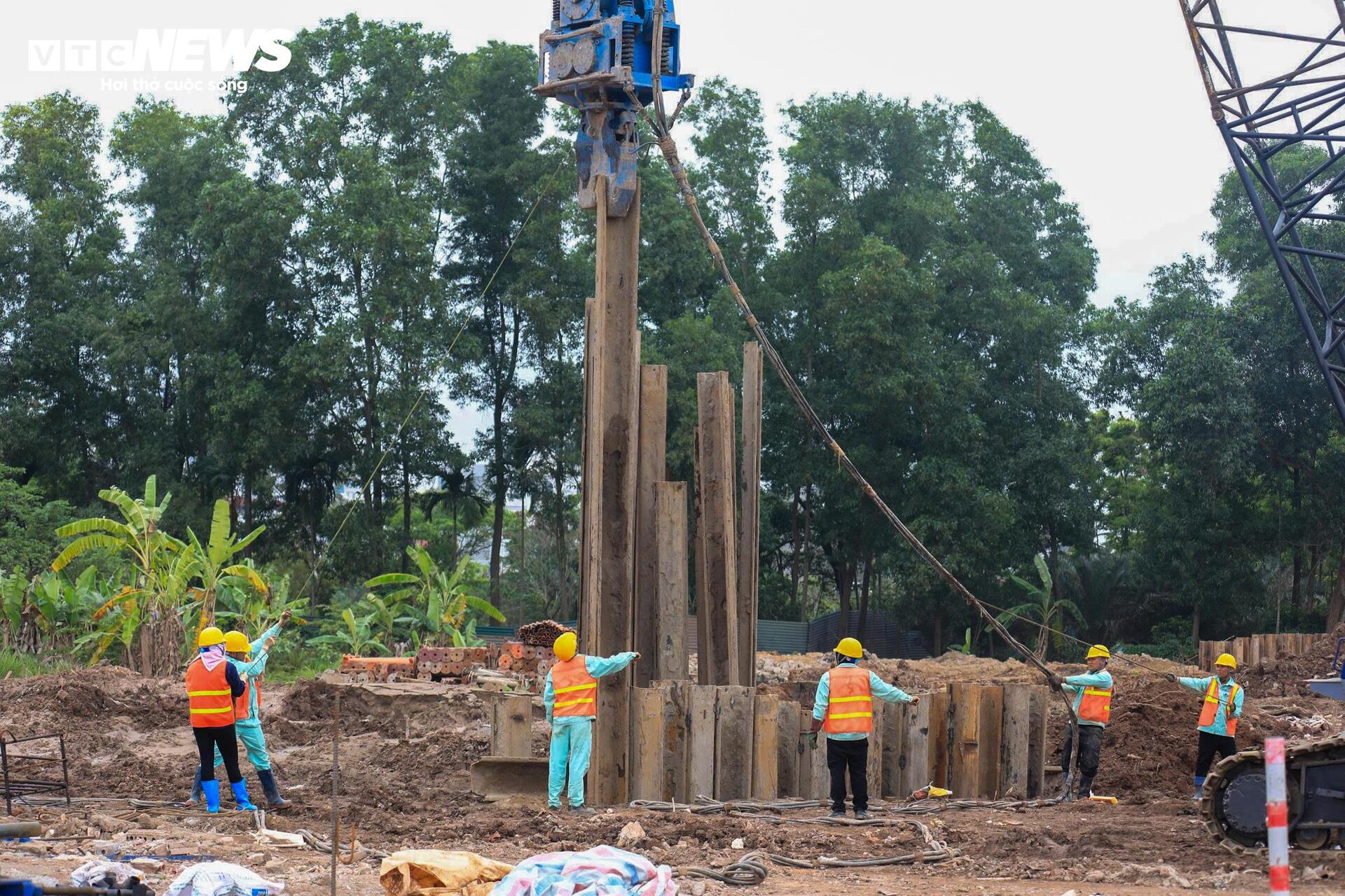 Bên trong đại công trường cầu Trần Hưng Đạo gần 16 nghìn tỷ đồng ở Hà Nội - 9