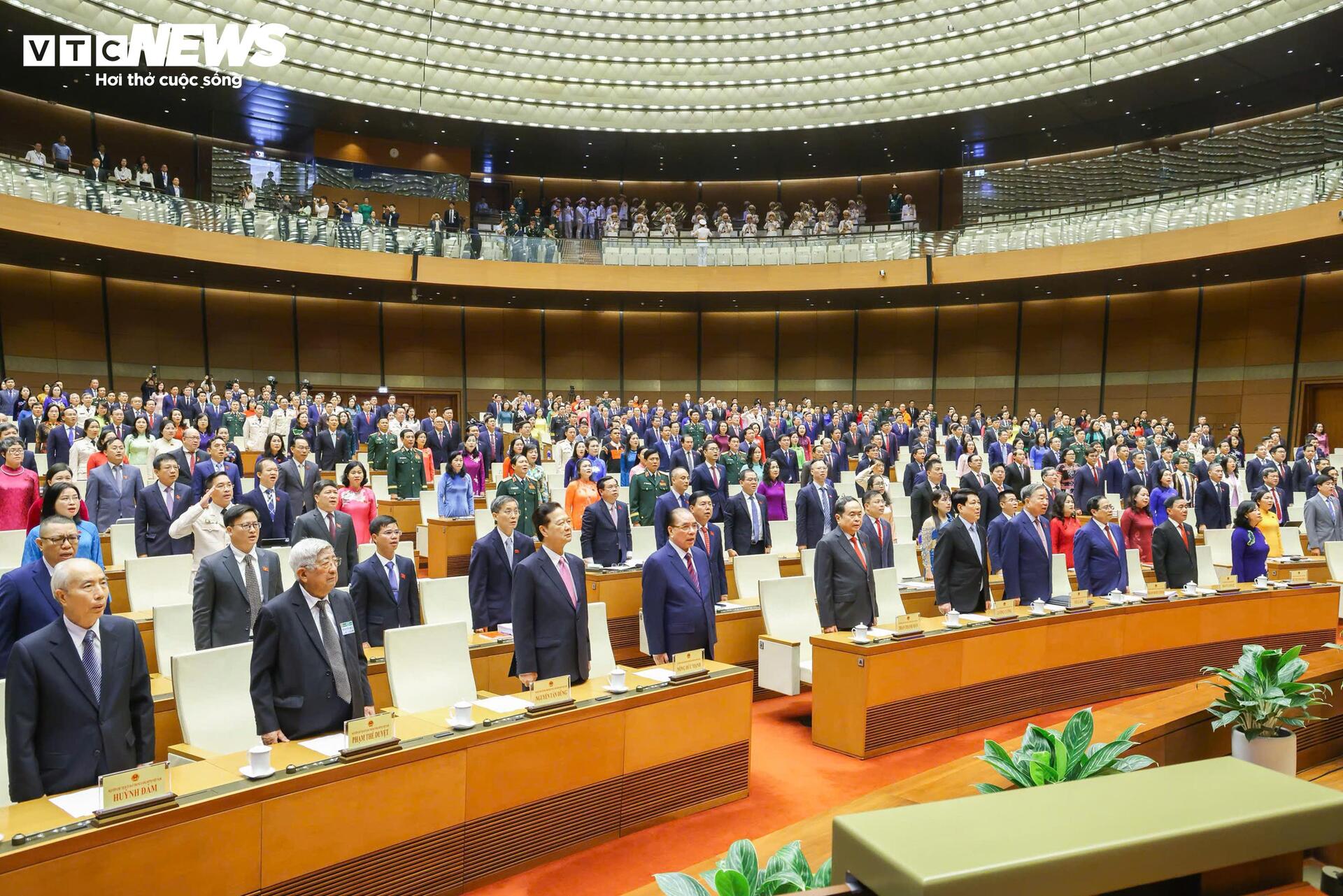 Toàn cảnh phiên khai mạc Kỳ họp thứ Nhất, Quốc hội khóa XVI - 3