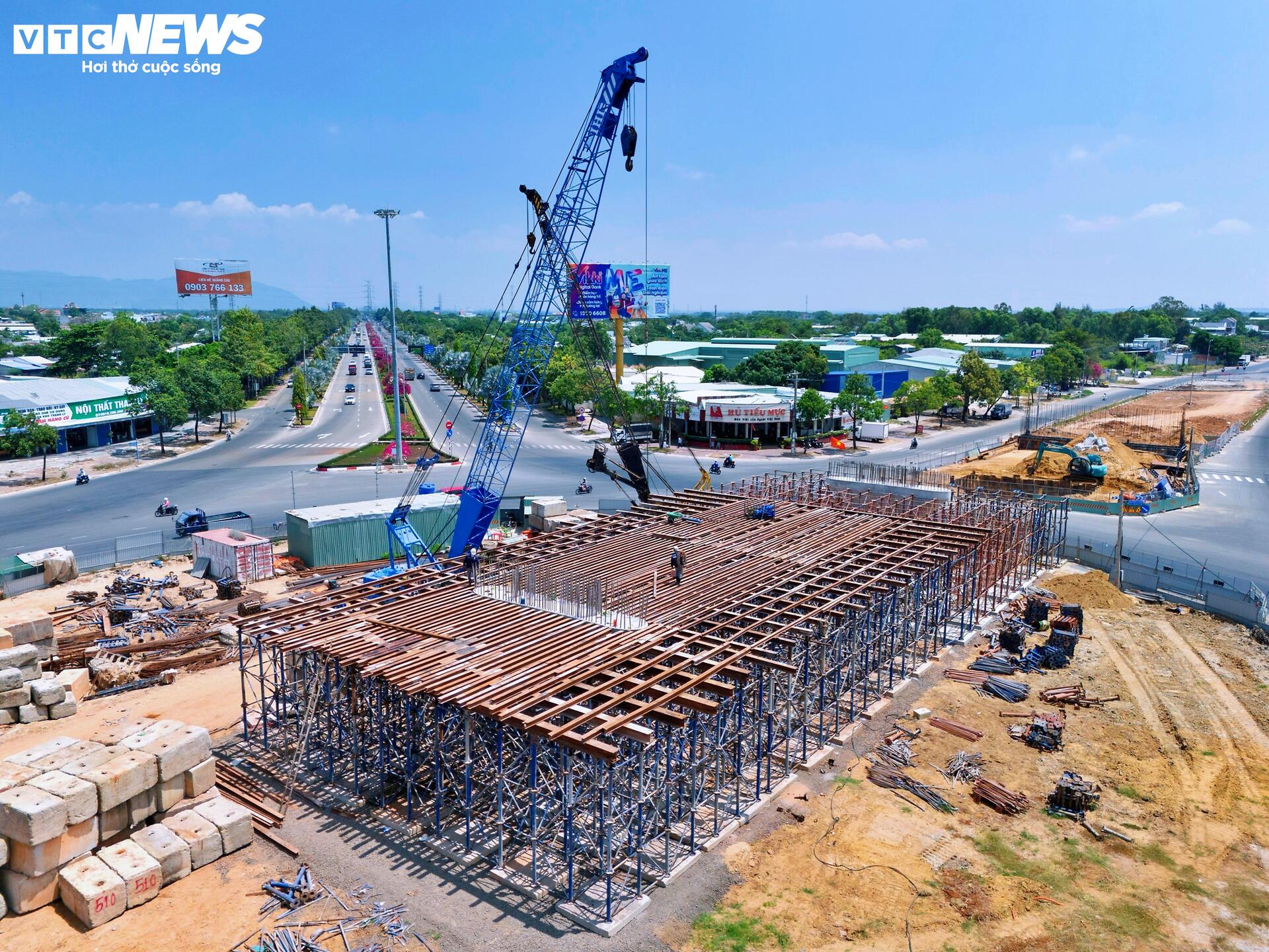 Đường nối ra biển đẹp nhất TP.HCM trước ngày mở rộng 8 làn xe - 7