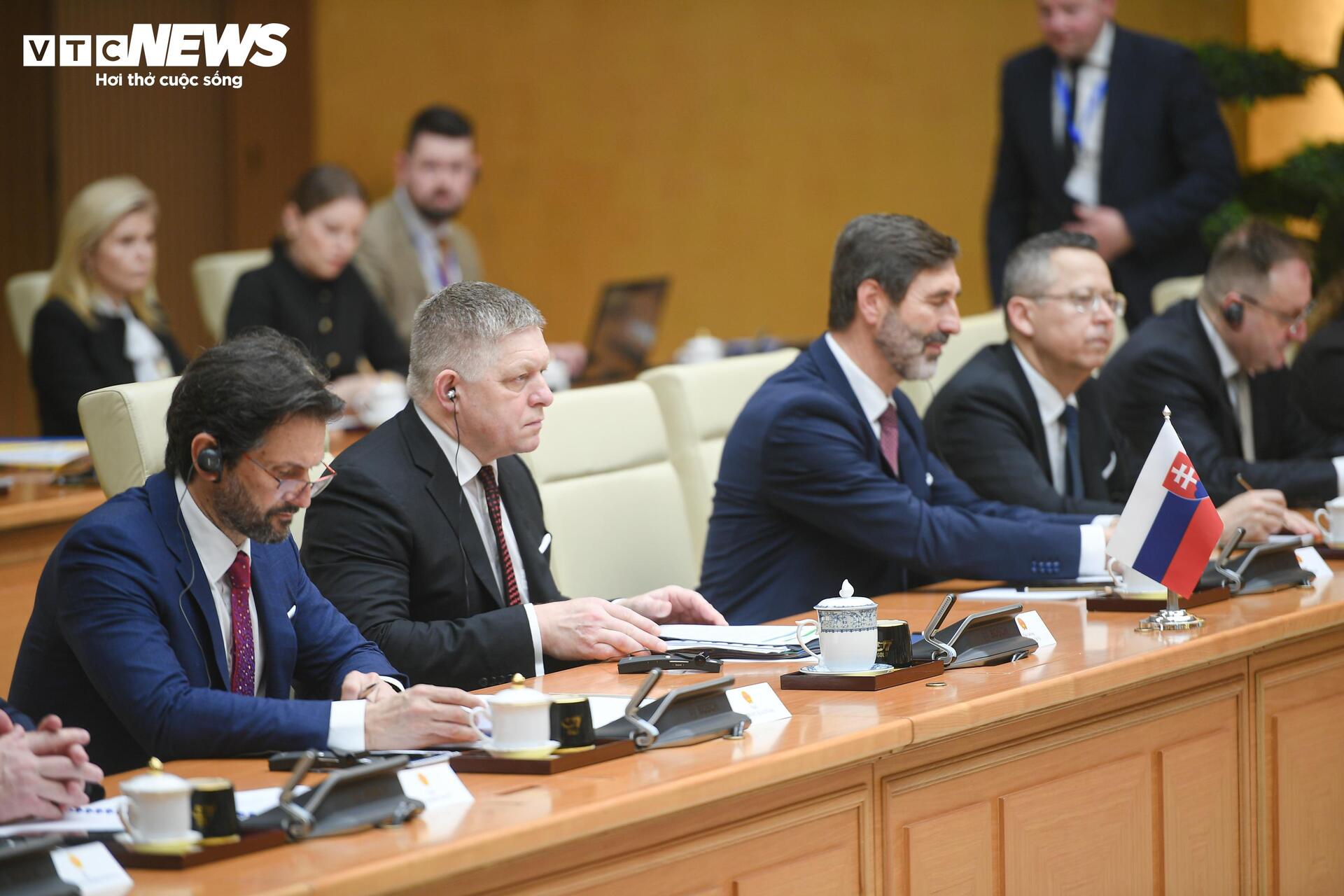 Thủ tướng Lê Minh Hưng chủ trì lễ đón Thủ tướng Slovakia - 14