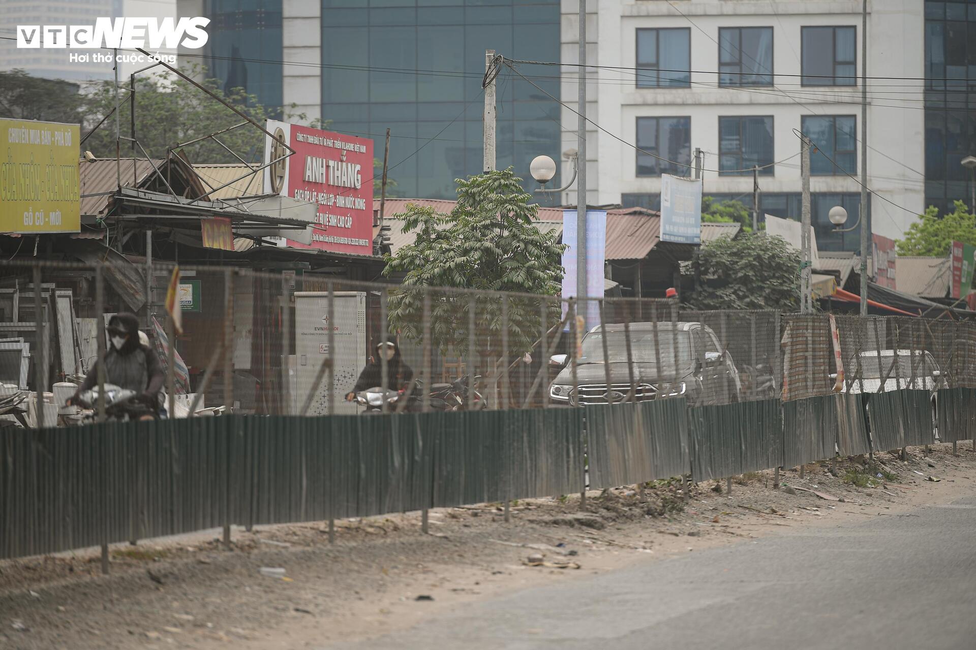 Đường 2km làm 10 năm chưa xong, dân mòn mỏi sống trong bụi bẩn, ô nhiễm - 17