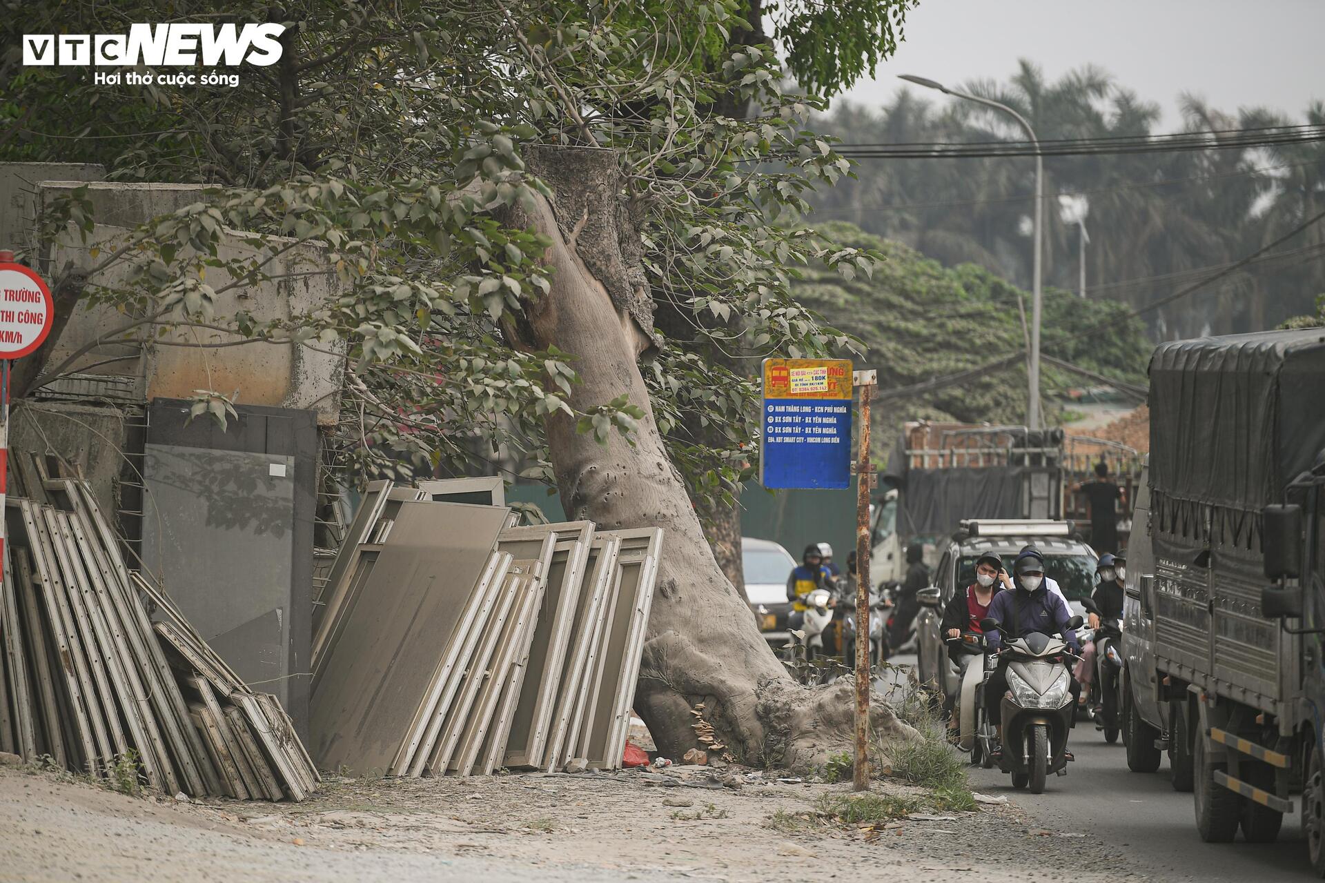 Đường 2km làm 10 năm chưa xong, dân mòn mỏi sống trong bụi bẩn, ô nhiễm - 5