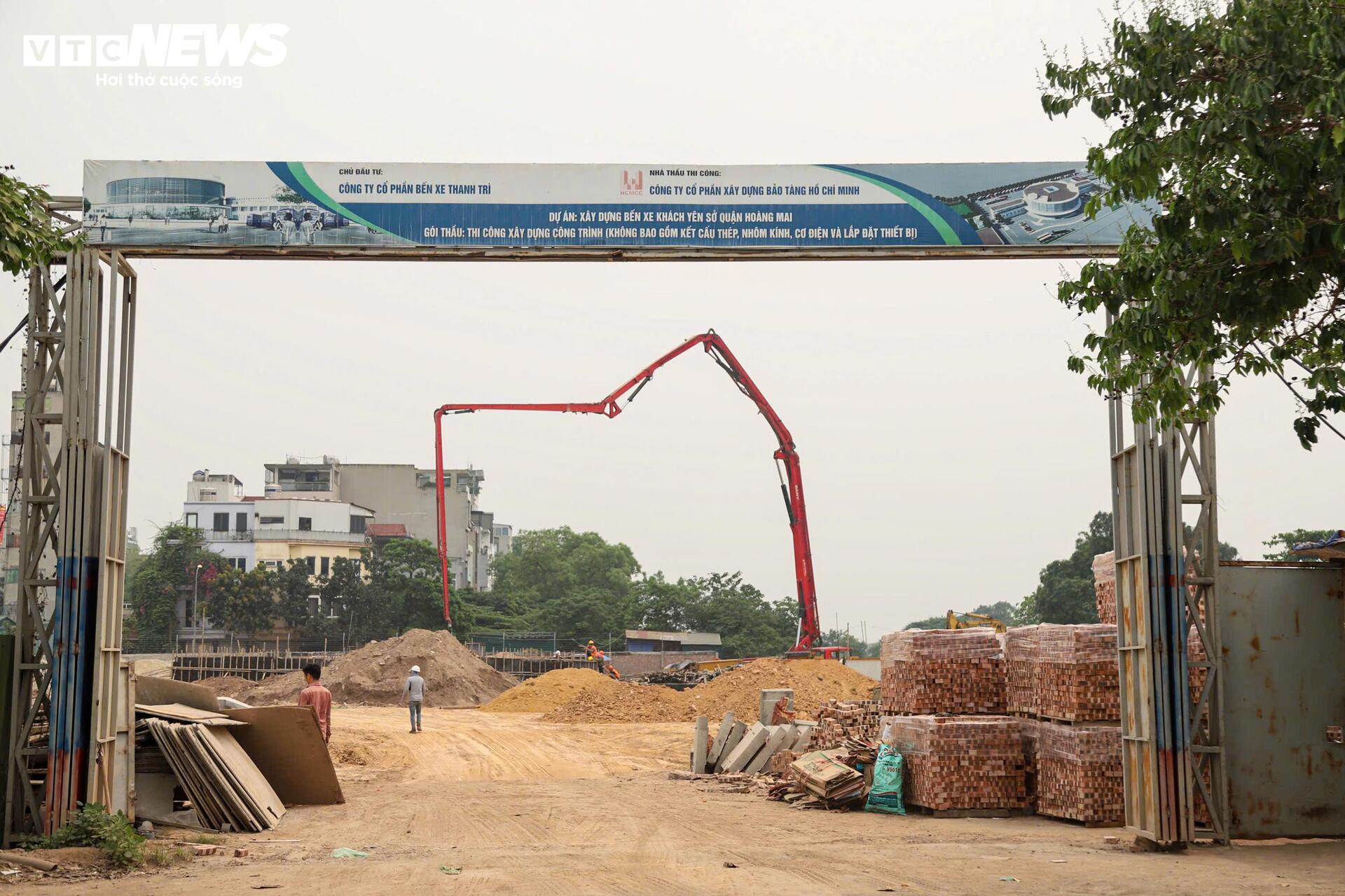 Mục sở thị bến xe có thiết kế độc đáo ở cửa ngõ Hà Nội - 11