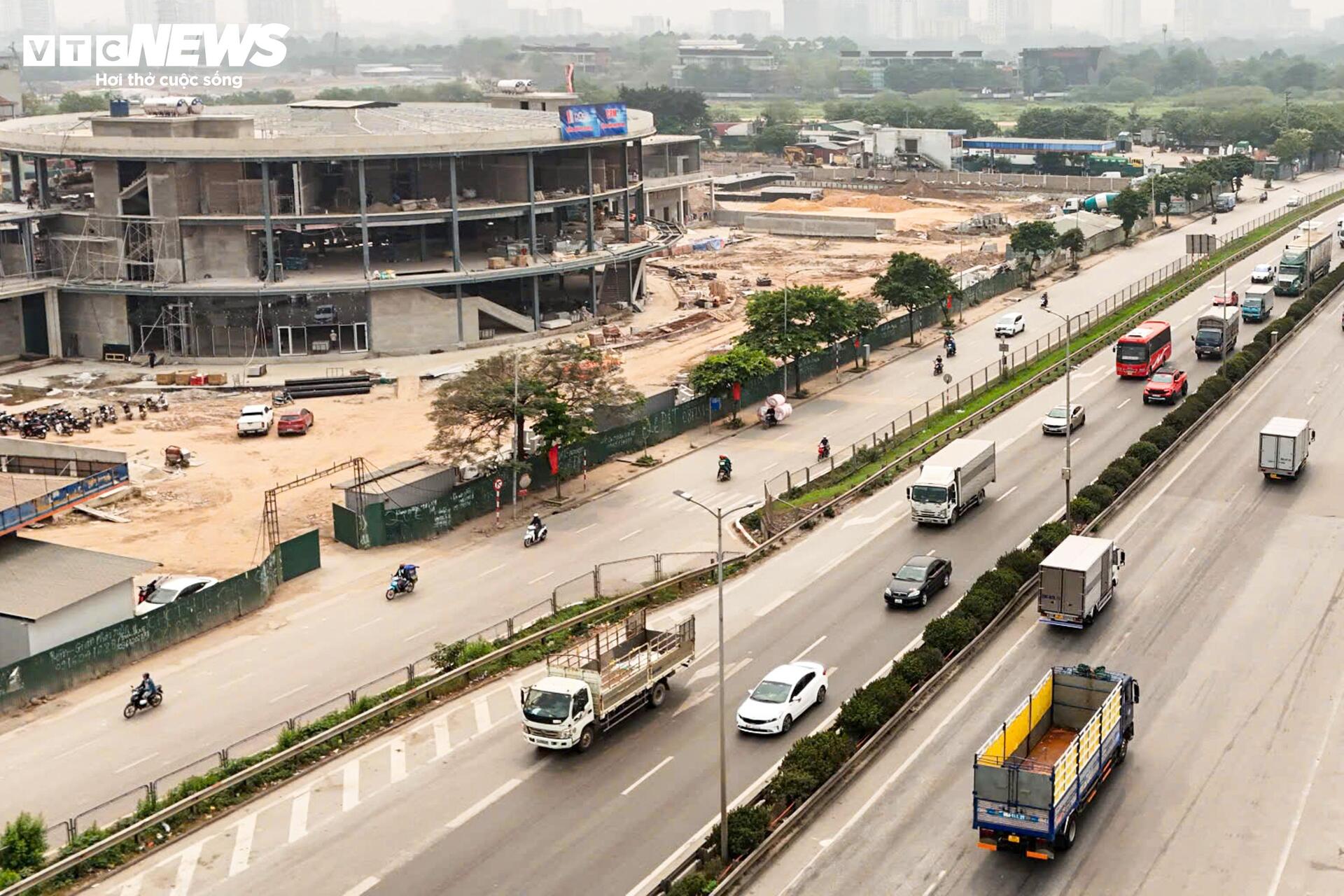 Mục sở thị bến xe có thiết kế độc đáo ở cửa ngõ Hà Nội - 3