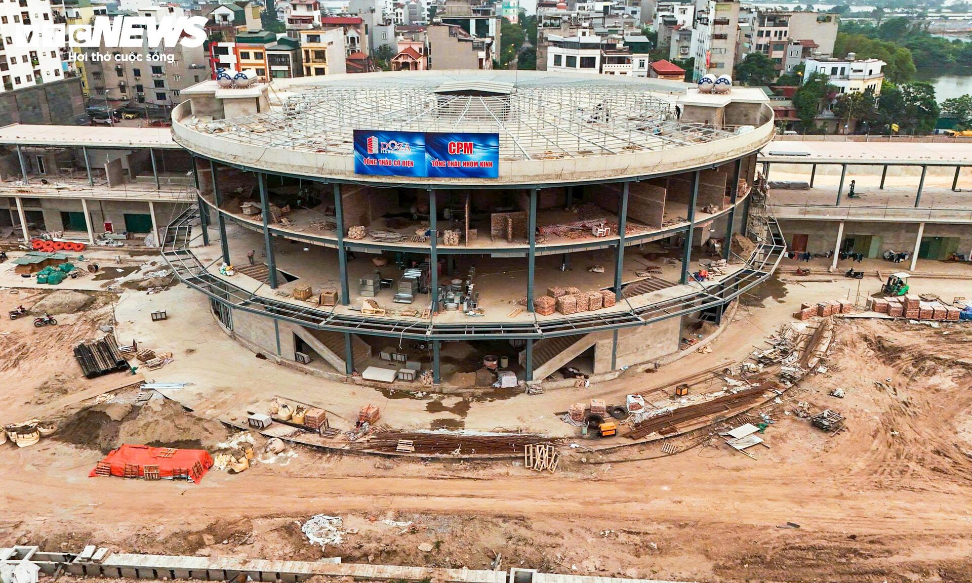 Mục sở thị bến xe có thiết kế độc đáo ở cửa ngõ Hà Nội - 5