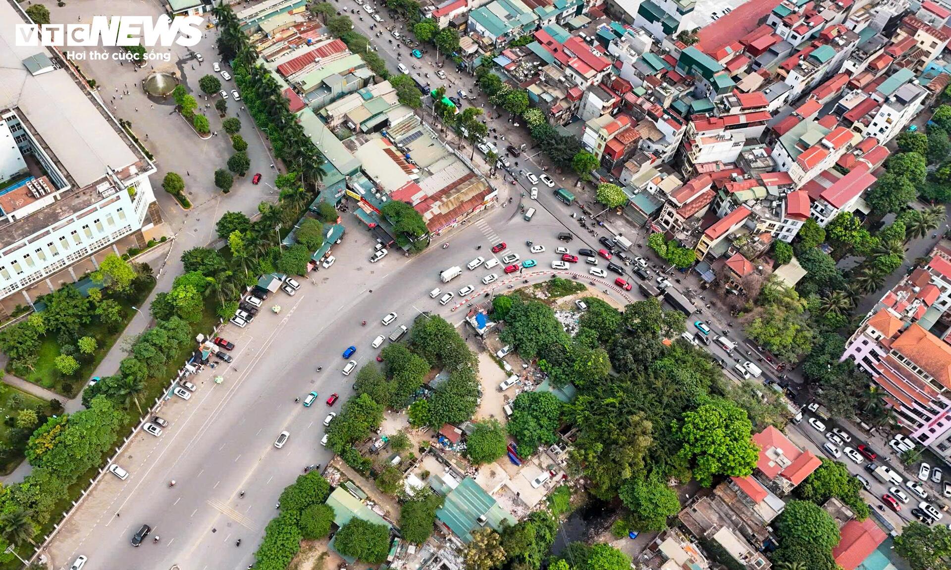Người Hà Nội tháo dỡ nhà, giao mặt bằng thi công nút giao Phạm Tu - Xa La - 1