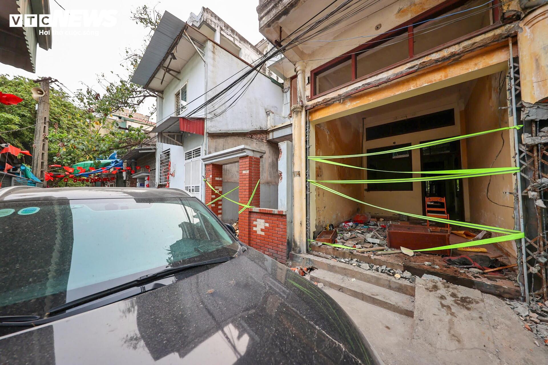 Người Hà Nội tháo dỡ nhà, giao mặt bằng thi công nút giao Phạm Tu - Xa La - 6