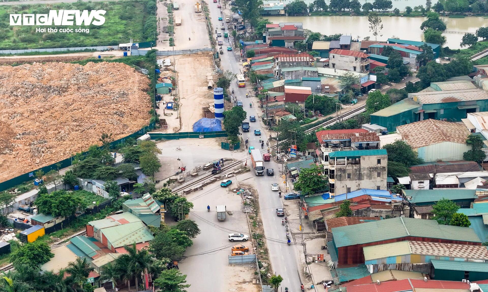 Cận cảnh tuyến đường 70 dài 5km ở Hà Nội được yêu cầu hoàn thành năm 2026 - 7
