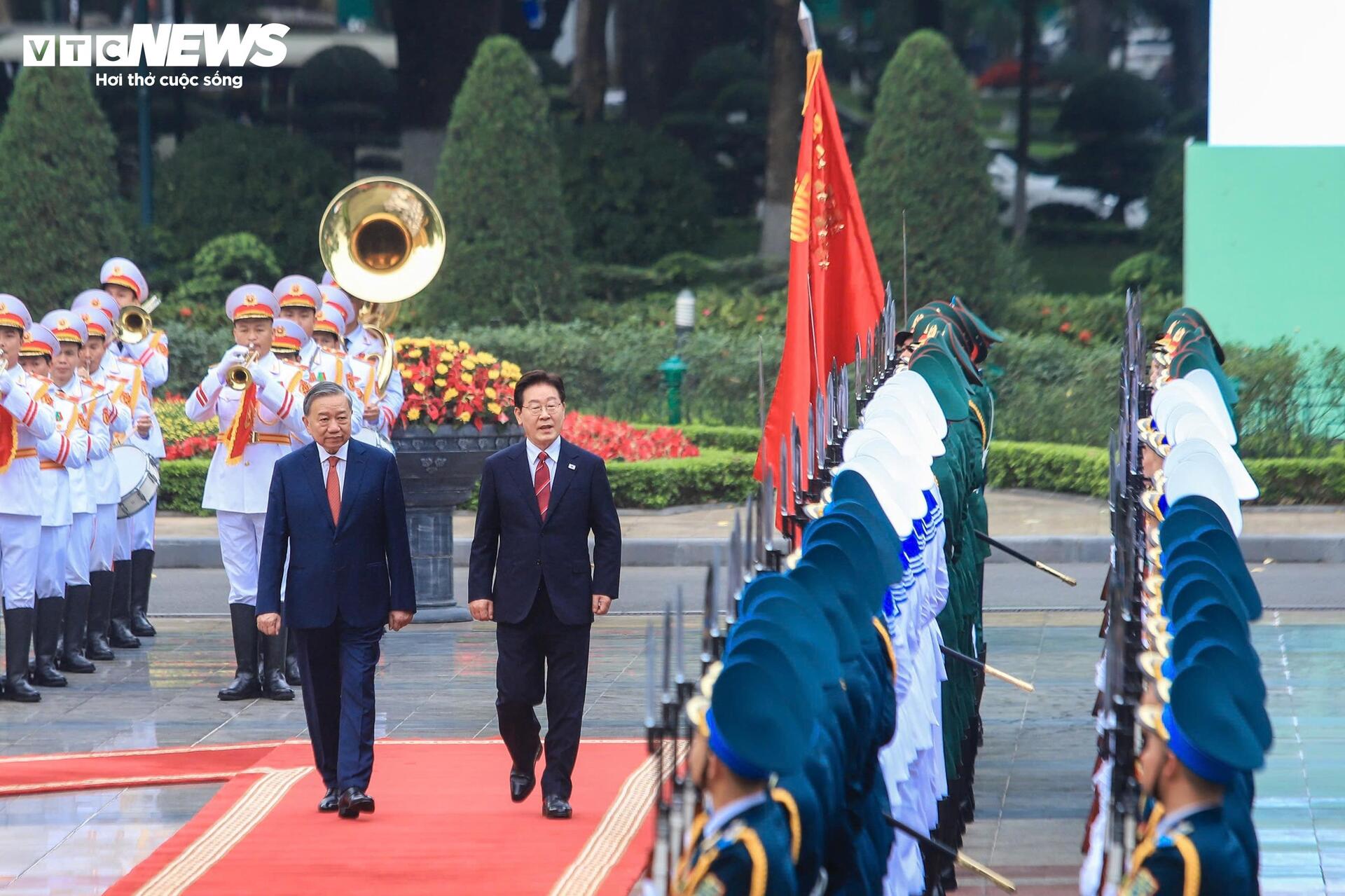 Tổng Bí thư, Chủ tịch nước Tô Lâm chủ trì lễ đón Tổng thống Hàn Quốc Lee Jae Myung - 6