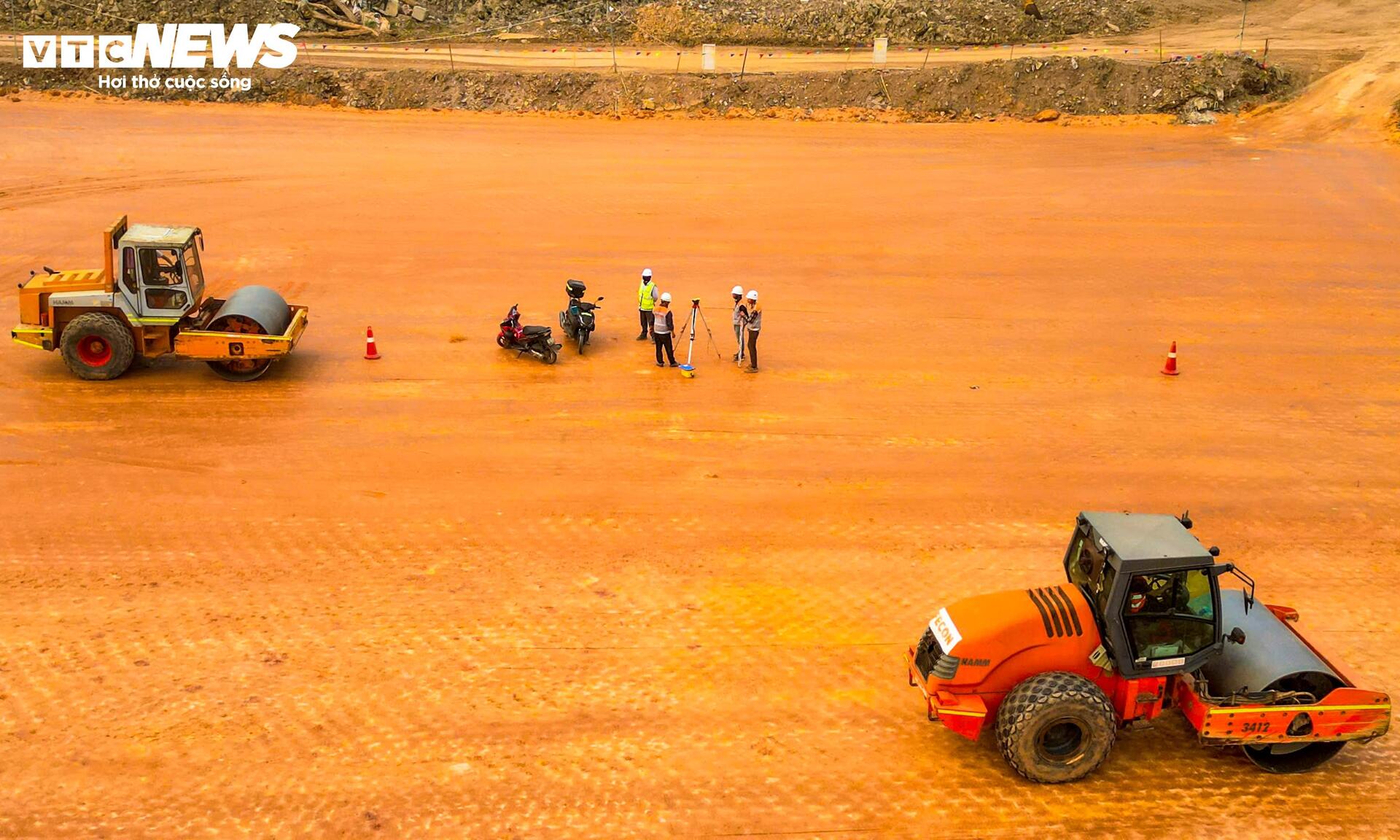 Cận cảnh công trường Depot Xuân Đỉnh tuyến Metro số 2 đang tăng tốc thi công - 7