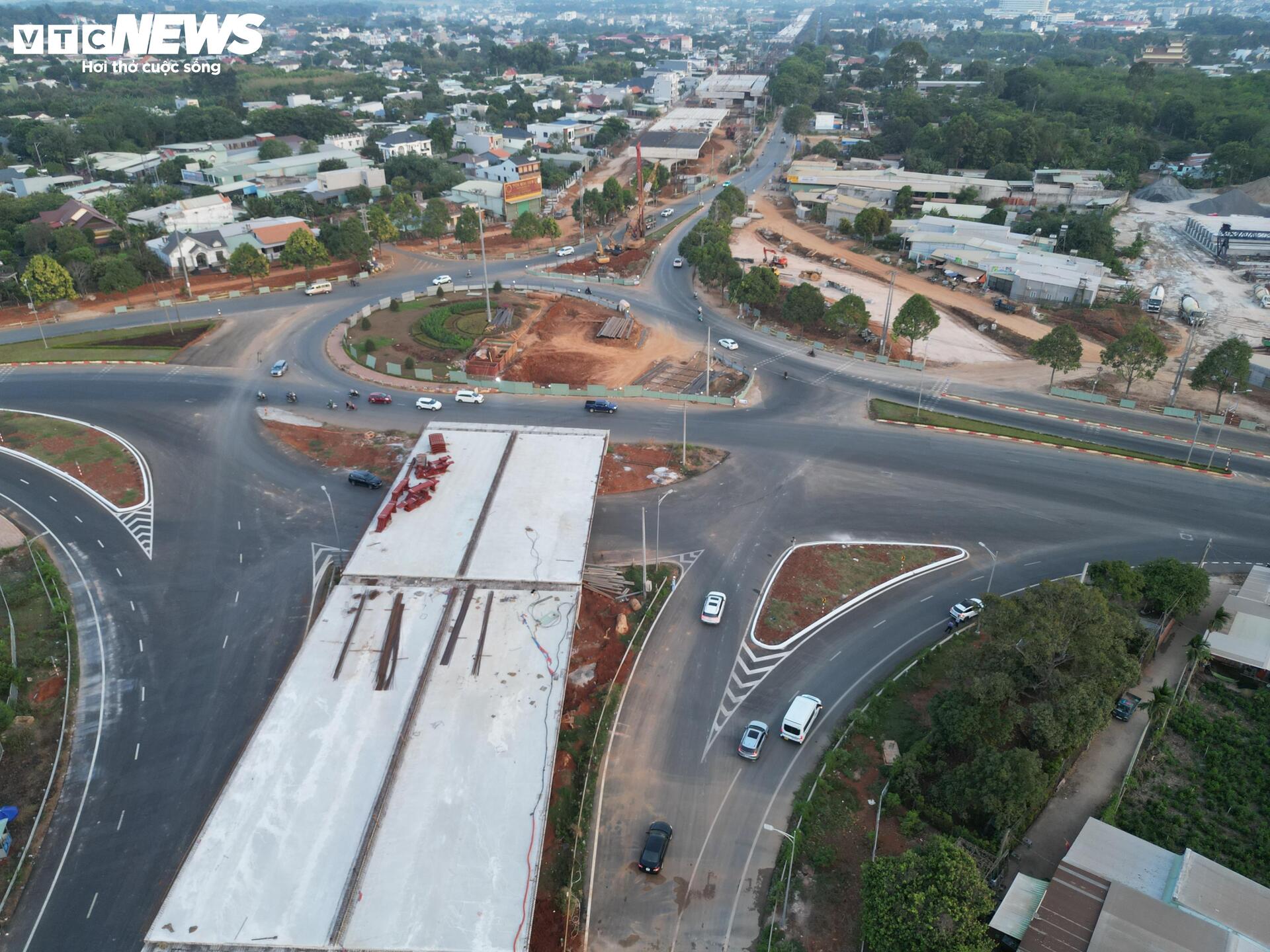 Cao tốc Biên Hòa – Vũng Tàu đón những phương tiện đầu tiên - 14