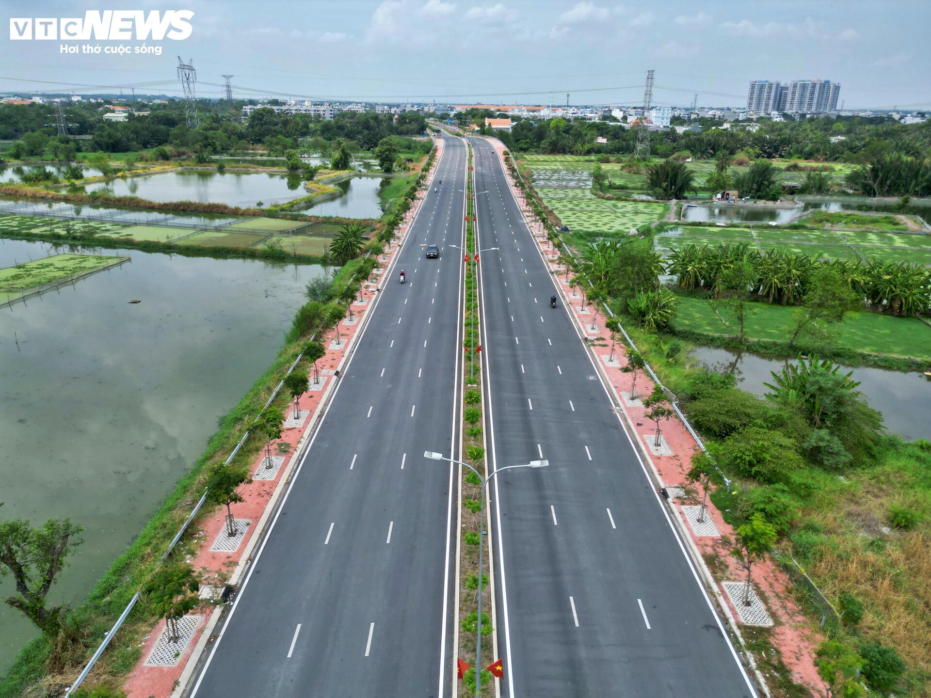 Hiện trạng đường nghìn tỷ nối TP.HCM - Tây Ninh sau hơn 3 năm thi công - 15
