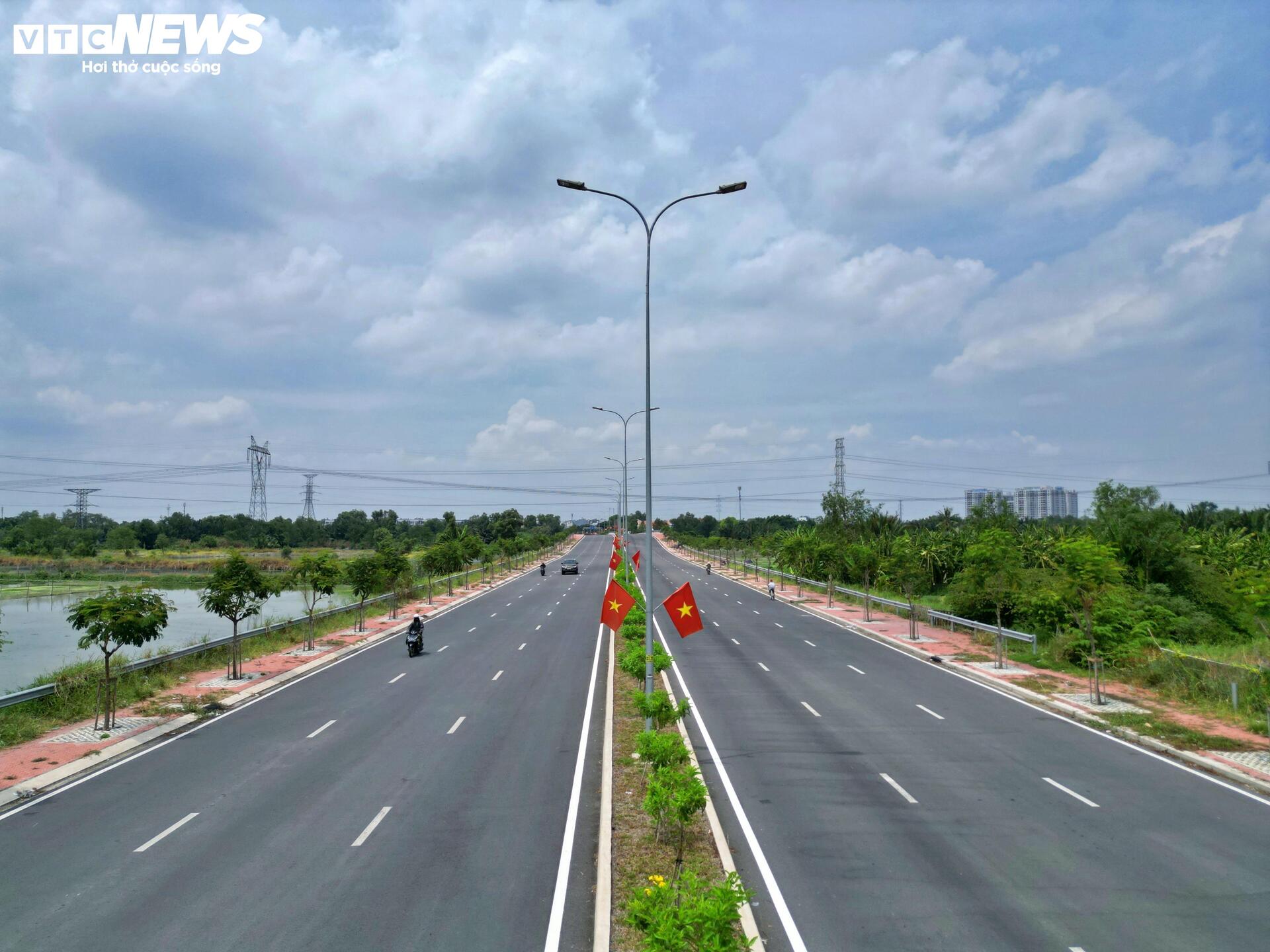 Hiện trạng đường nghìn tỷ nối TP.HCM - Tây Ninh sau hơn 3 năm thi công - 3