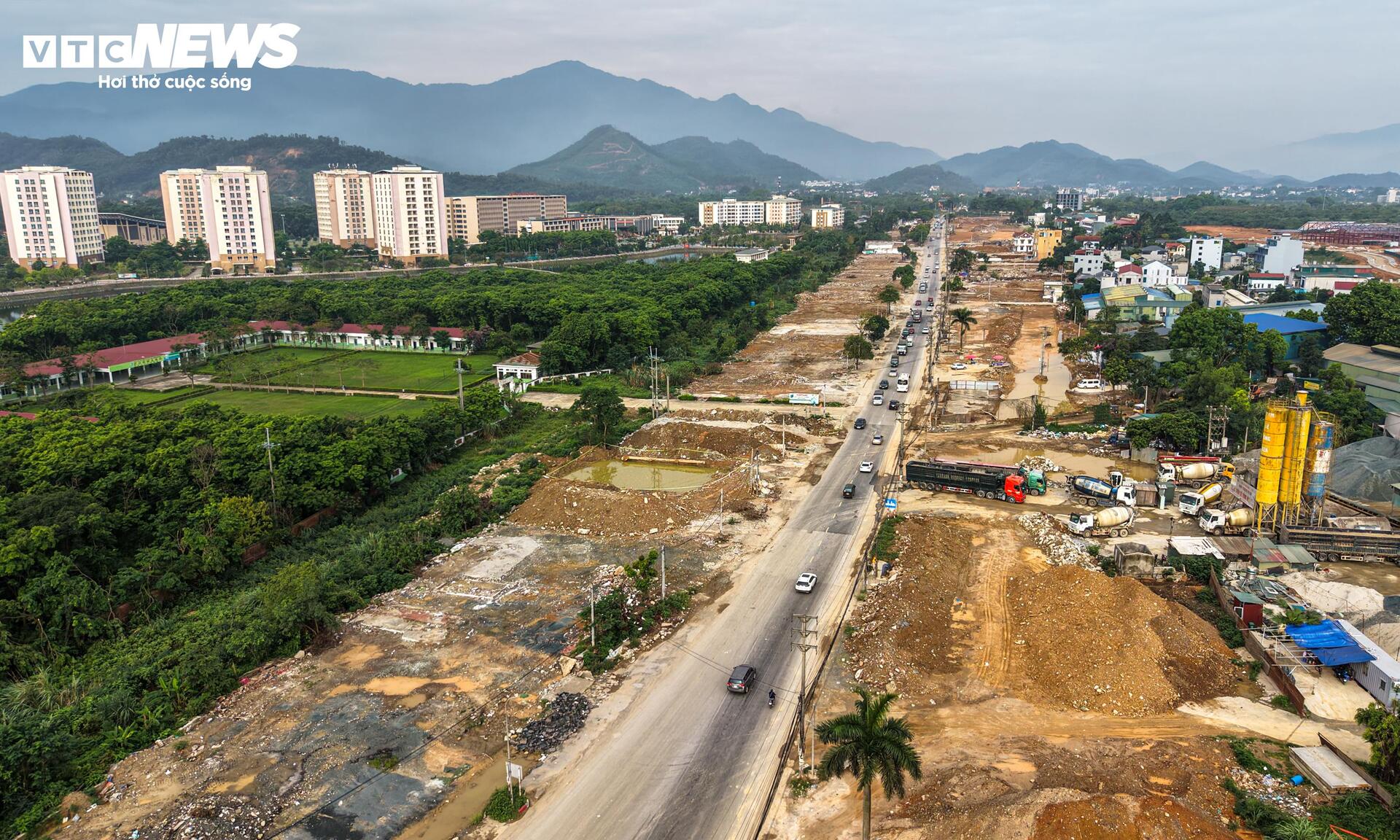 Hiện trạng cao tốc 5.200 tỷ đồng nối Đại lộ Thăng Long trước ngày thông tuyến - 1