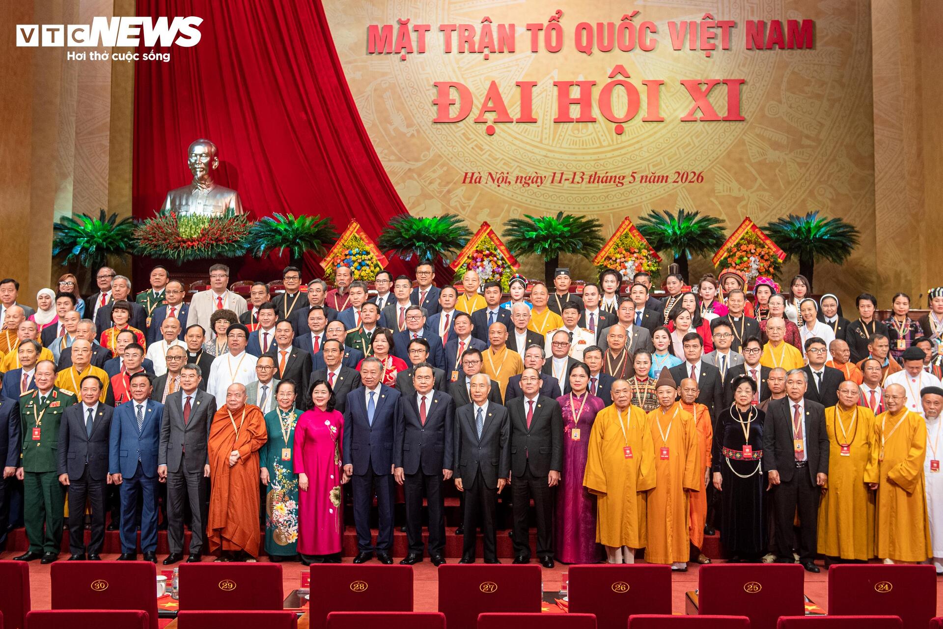 Toàn cảnh khai mạc Đại hội đại biểu toàn quốc MTTQ Việt Nam lần thứ XI - 14