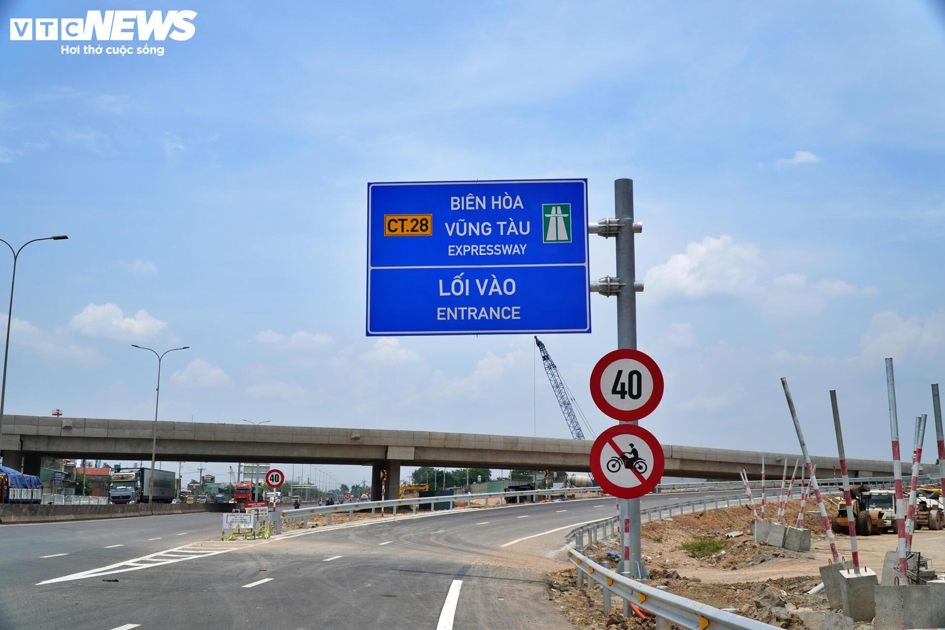 Đoạn cao tốc qua Đồng Nai vướng đường điện cao, Cục CSGT khuyến cáo gì? - 6