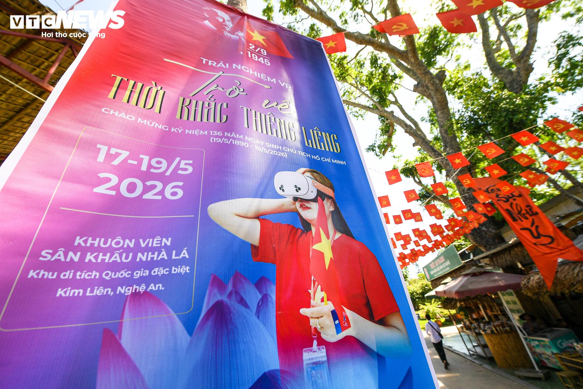Không khí trước ngày mở cửa trải nghiệm VR 'Trở về thời khắc thiêng liêng' ở Nghệ An - 2