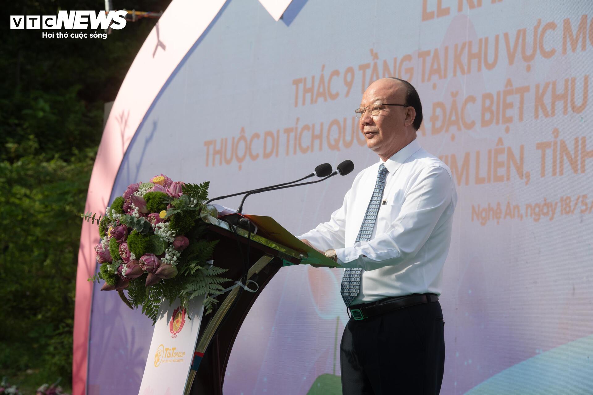 Khánh thành công trình thác 9 tầng tại quê hương Bác Hồ - 4