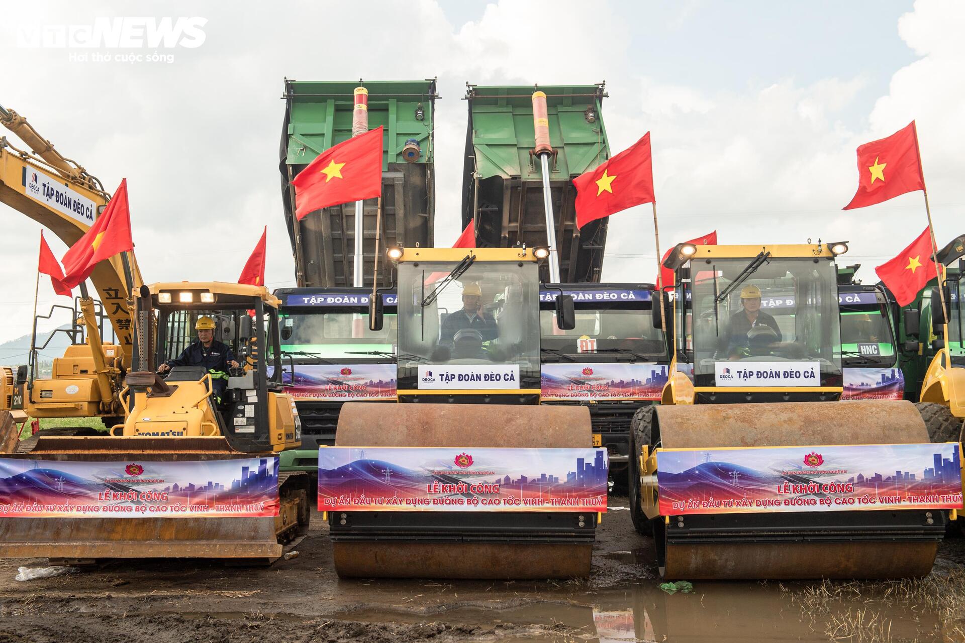 Nghệ An khởi công dự án xây dựng cao tốc Vinh - Thanh Thủy gần 24.000 tỷ đồng - 9